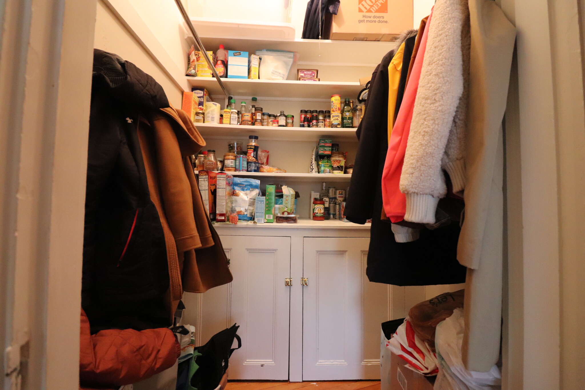 174 Winthrop Rd, Washington Square