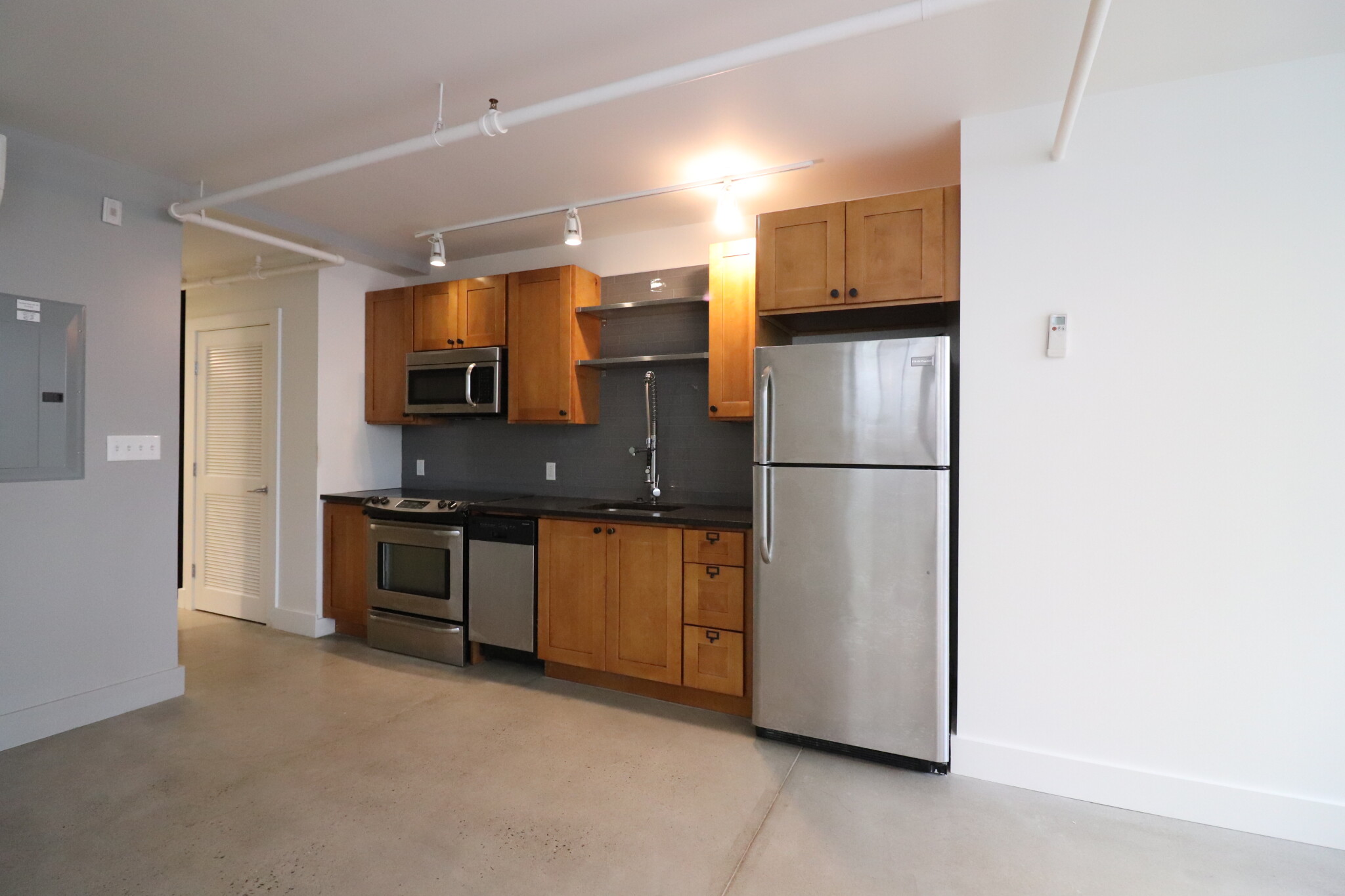 20 Sunnyside St, Jamaica Plain