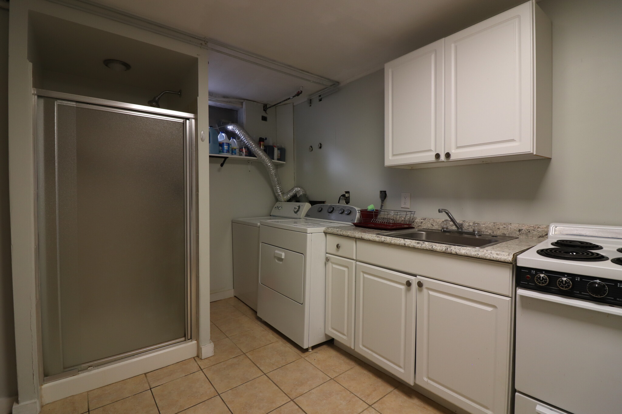 81 Hackensack, Chestnut Hill