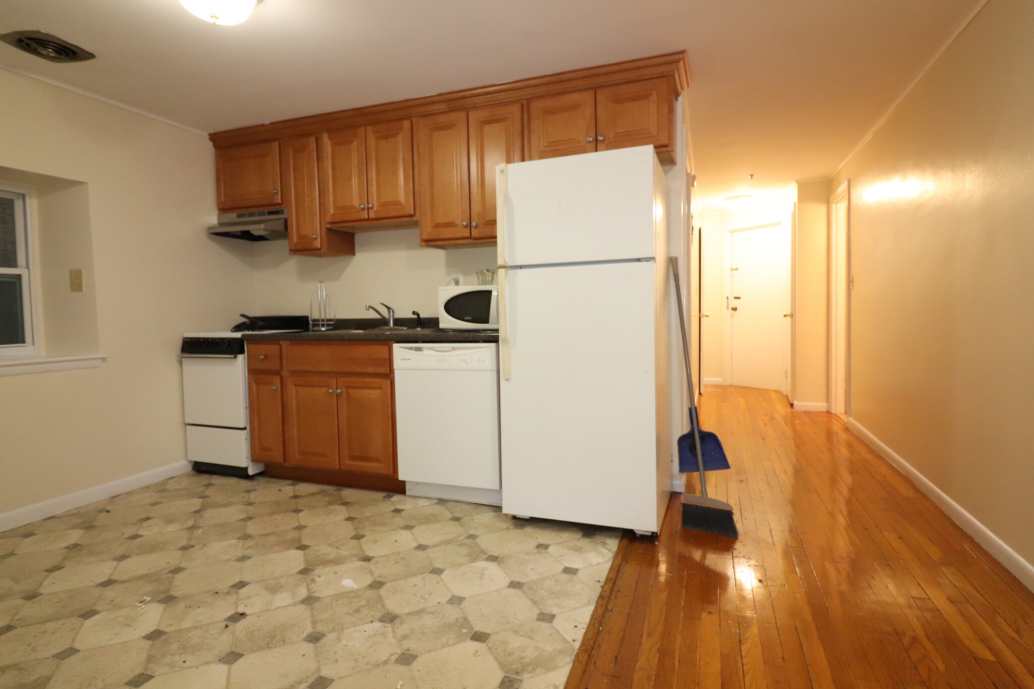 1477 Beacon St, Griggs Park