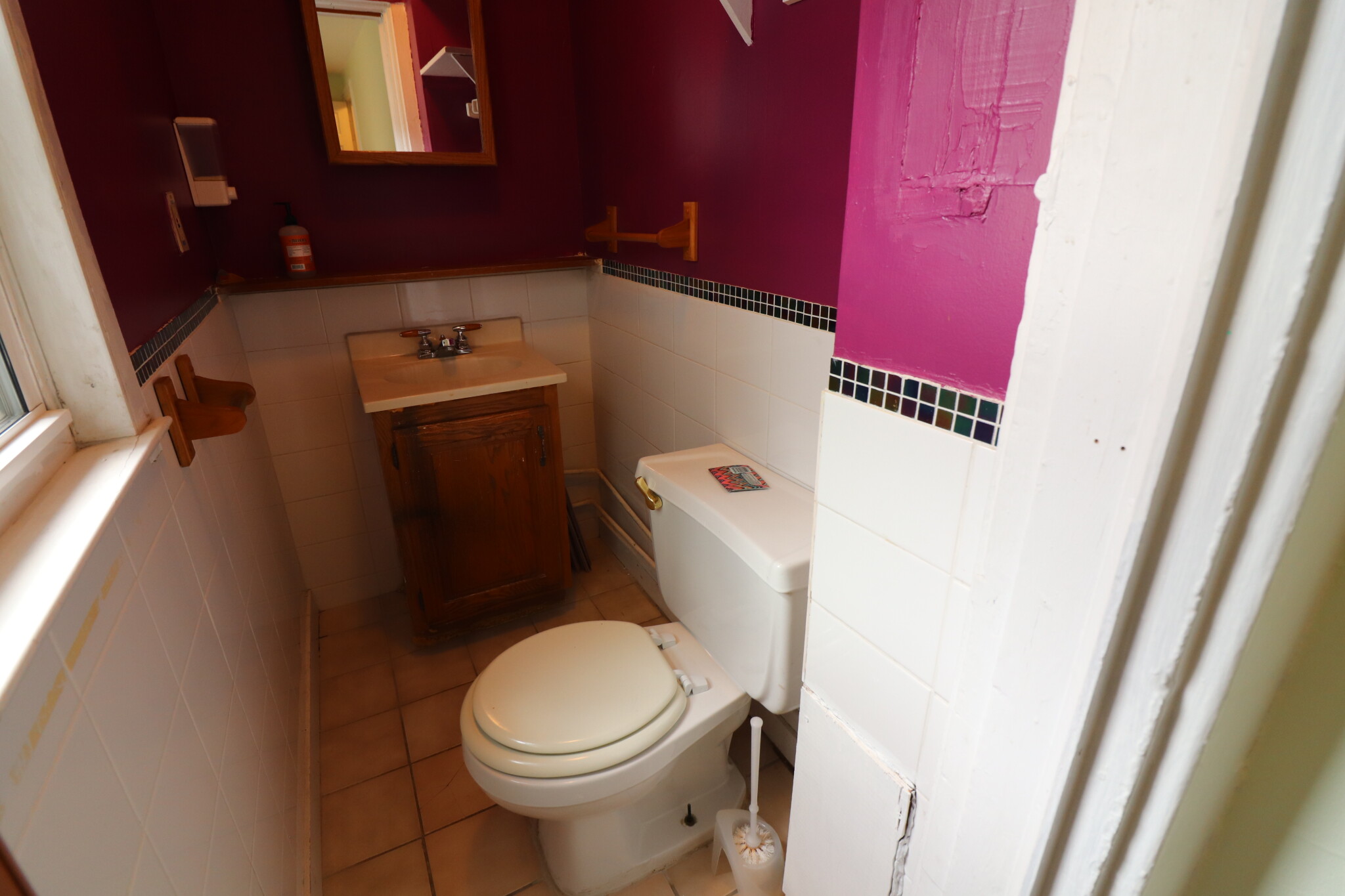 16 Waldo Ter, Brighton