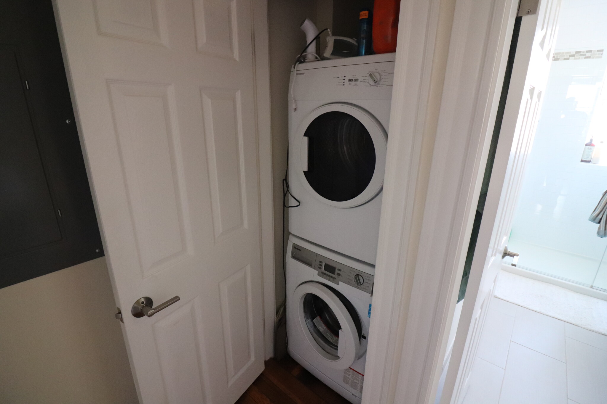 40 Saint Paul St, Longwood