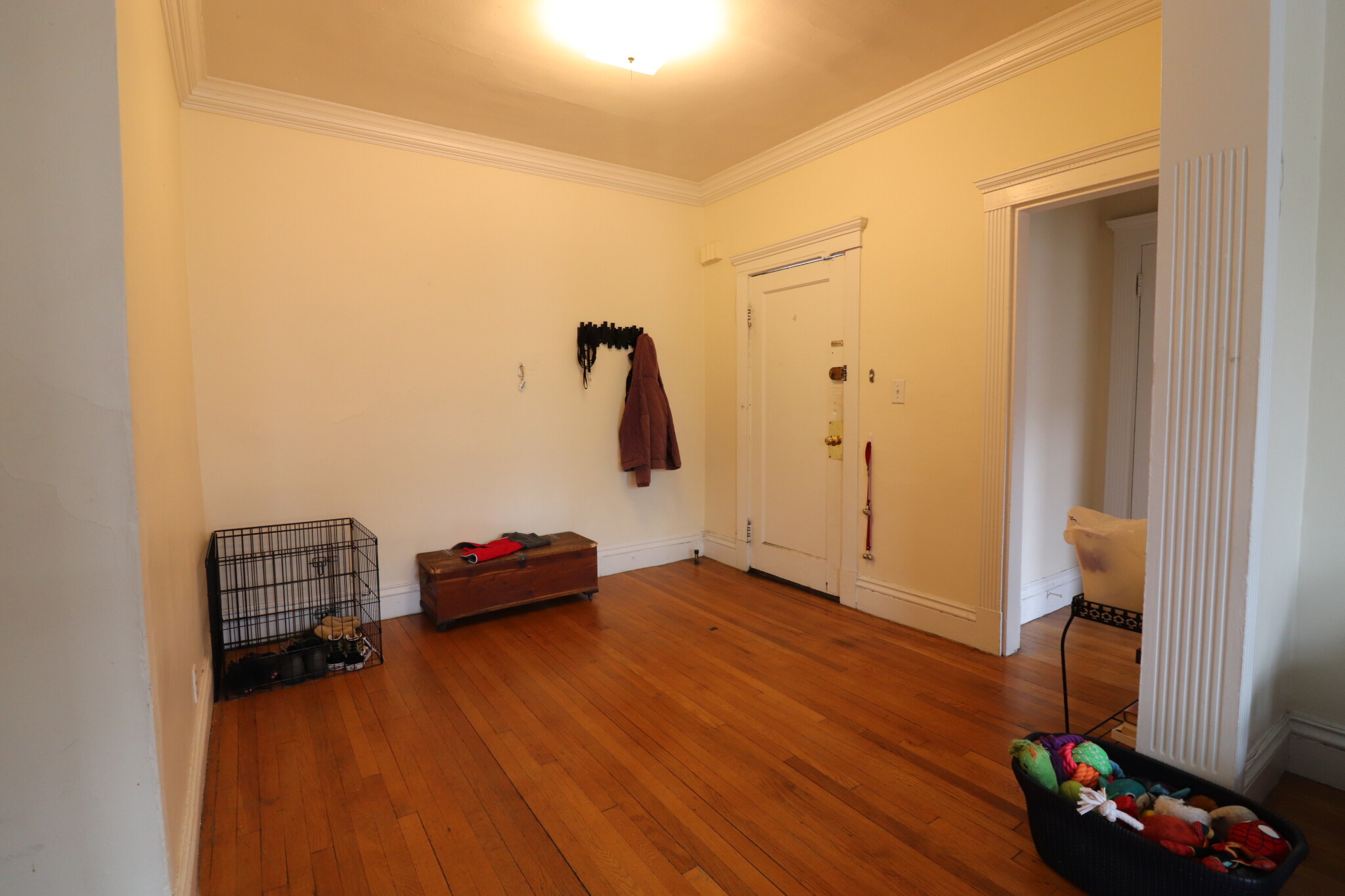 1961 Commonwealth Ave, Brighton