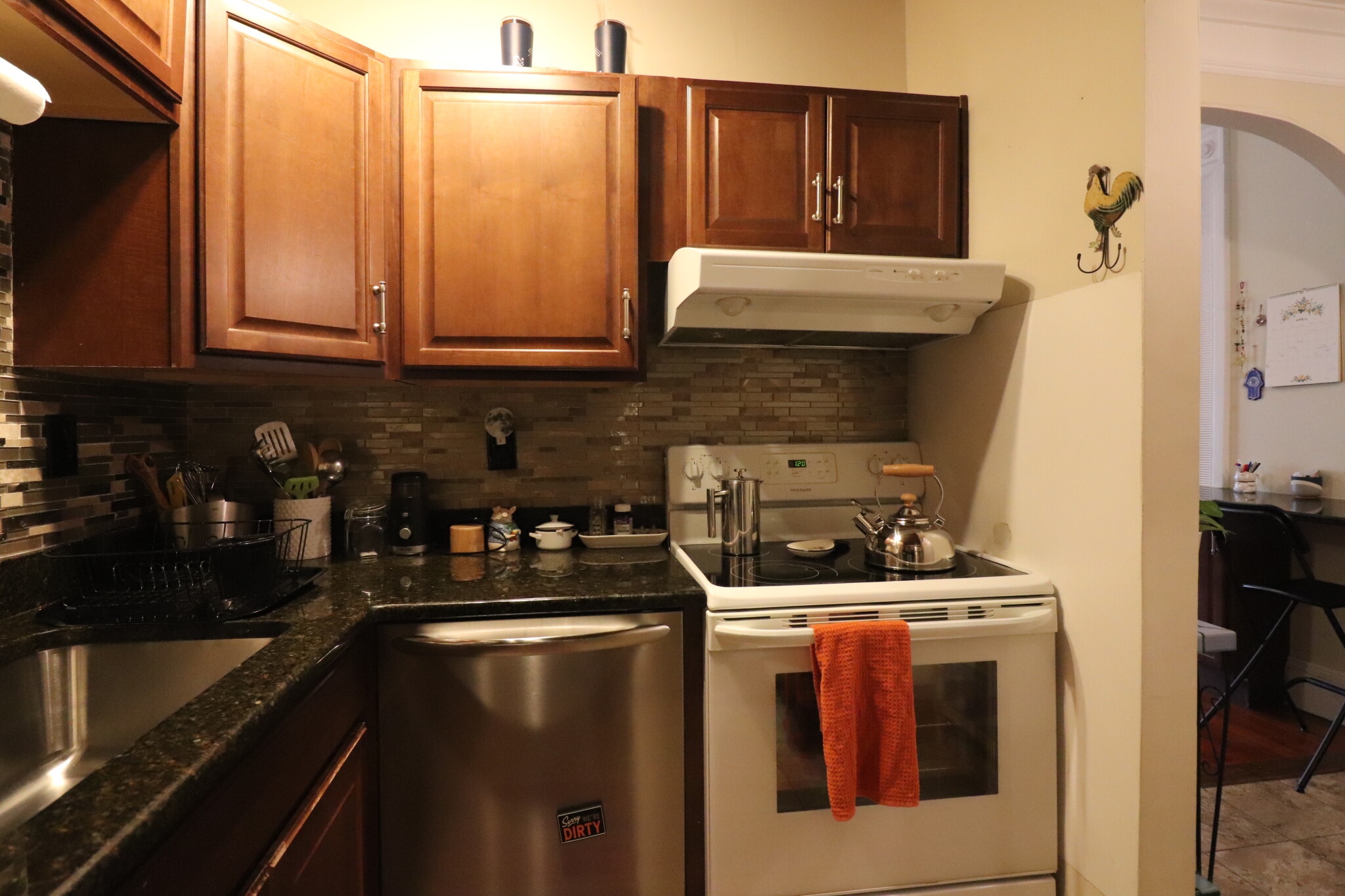 8 Keswick St, Fenway