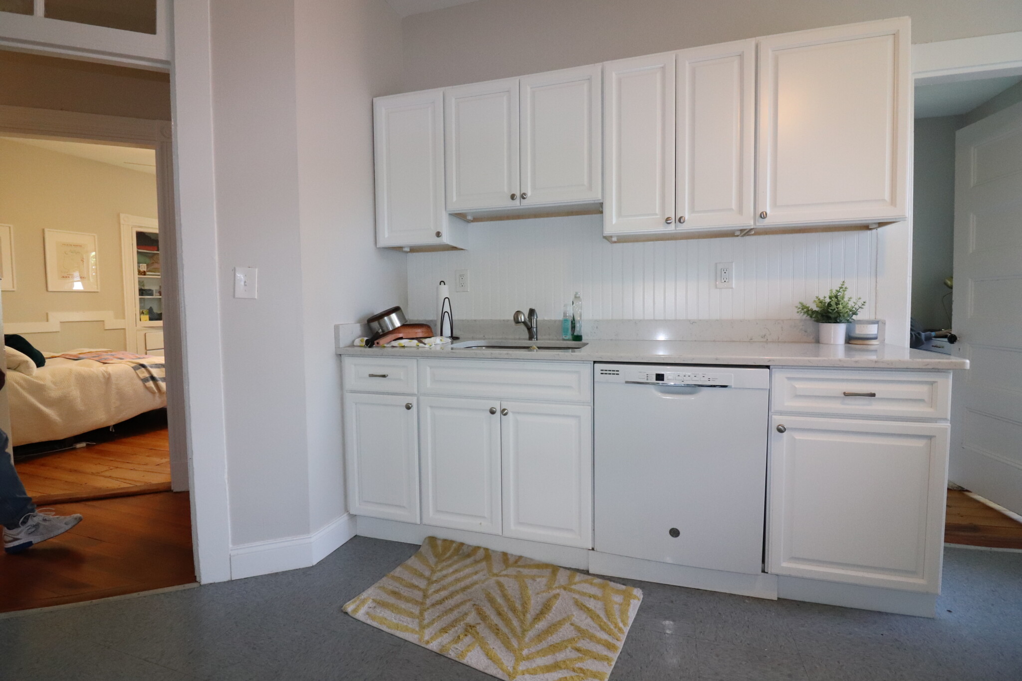 27 Hurd Rd, Brookline Village