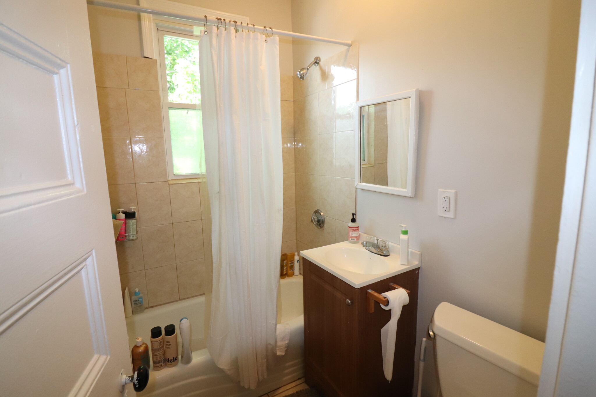 27 Hurd Rd, Brookline Village