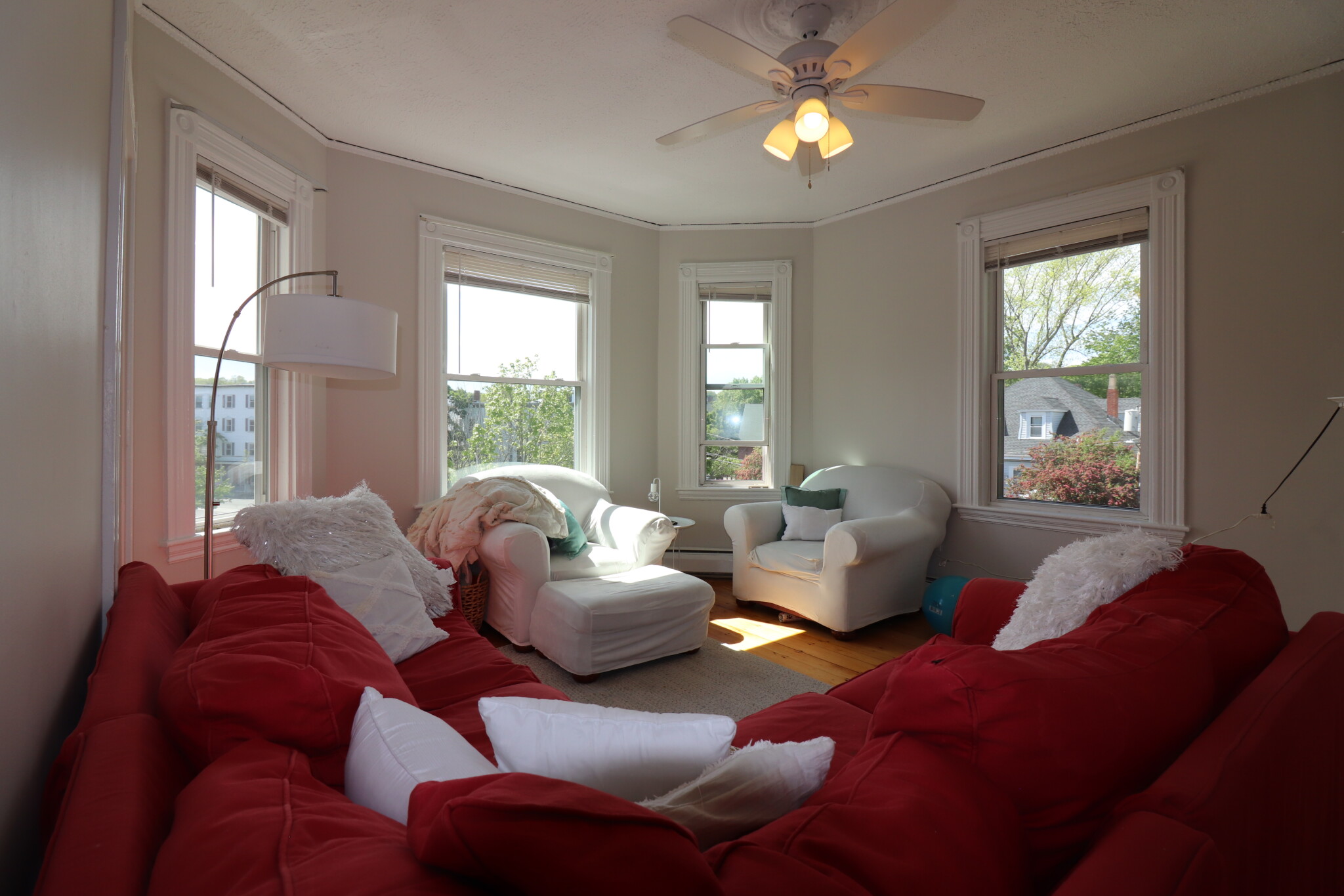 27 Hurd Rd, Brookline Village