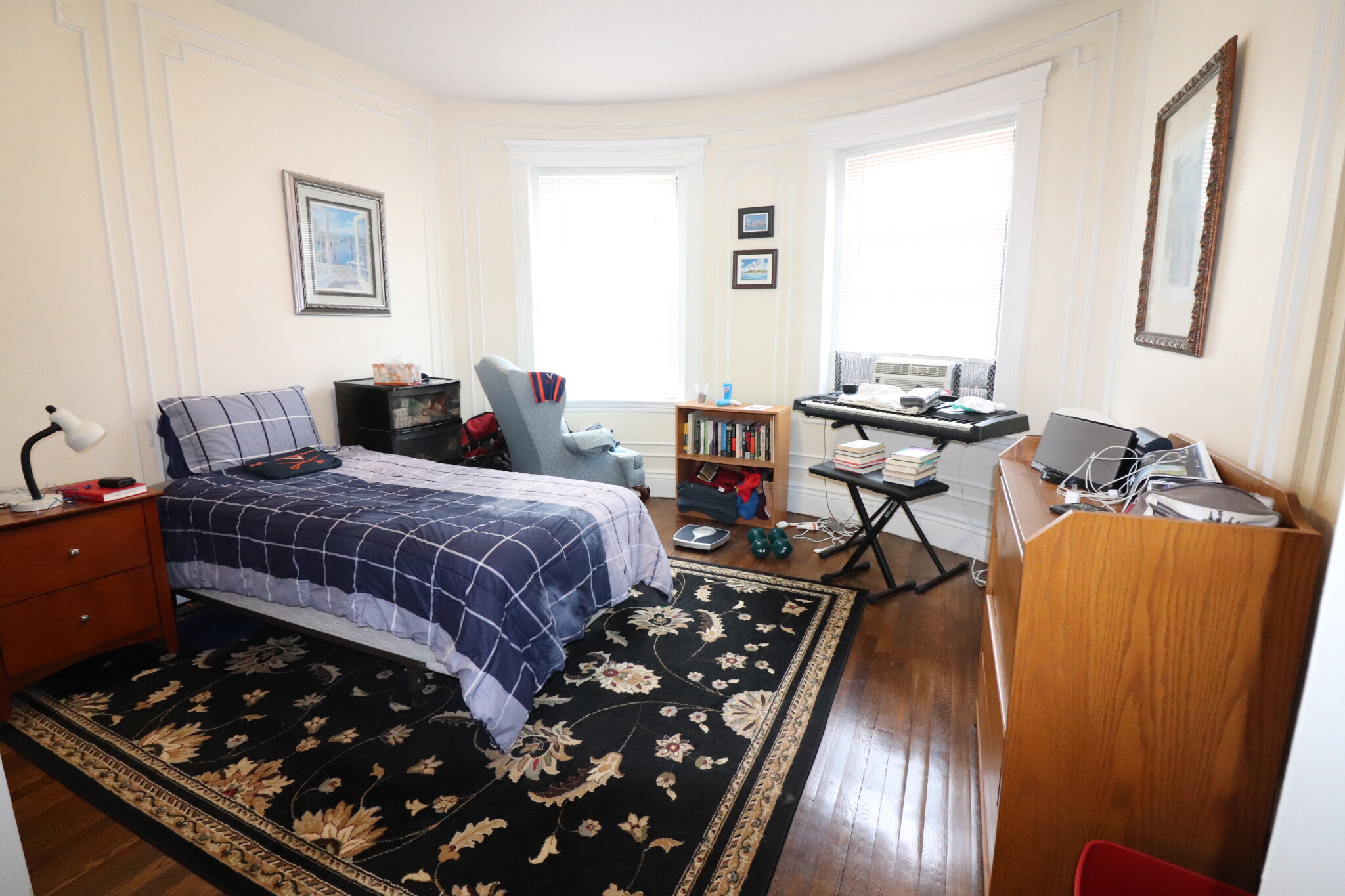 1961 Commonwealth Ave, Brighton