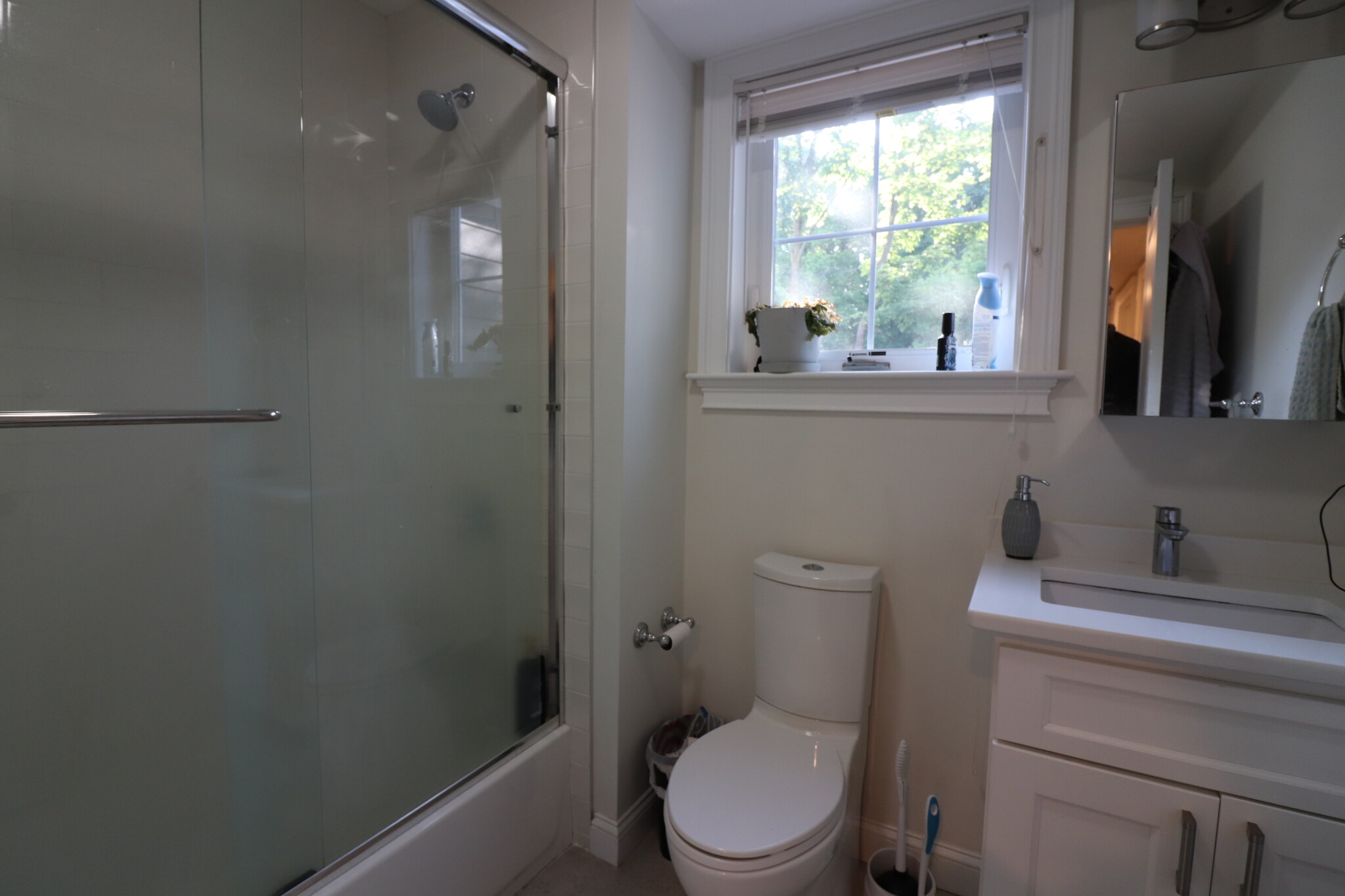 8 Nira Ave, Jamaica Plain