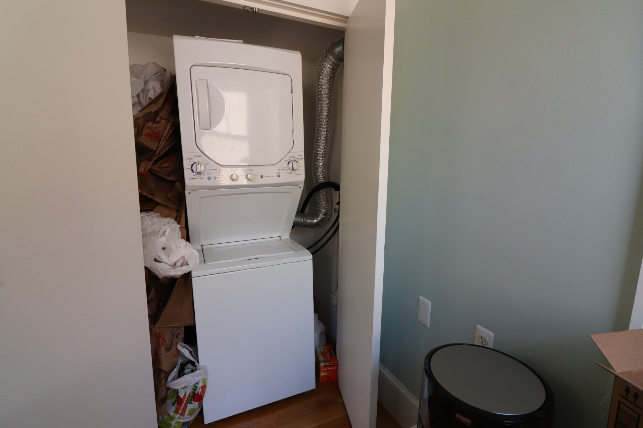 12 Colbourne Cres, Washington Square