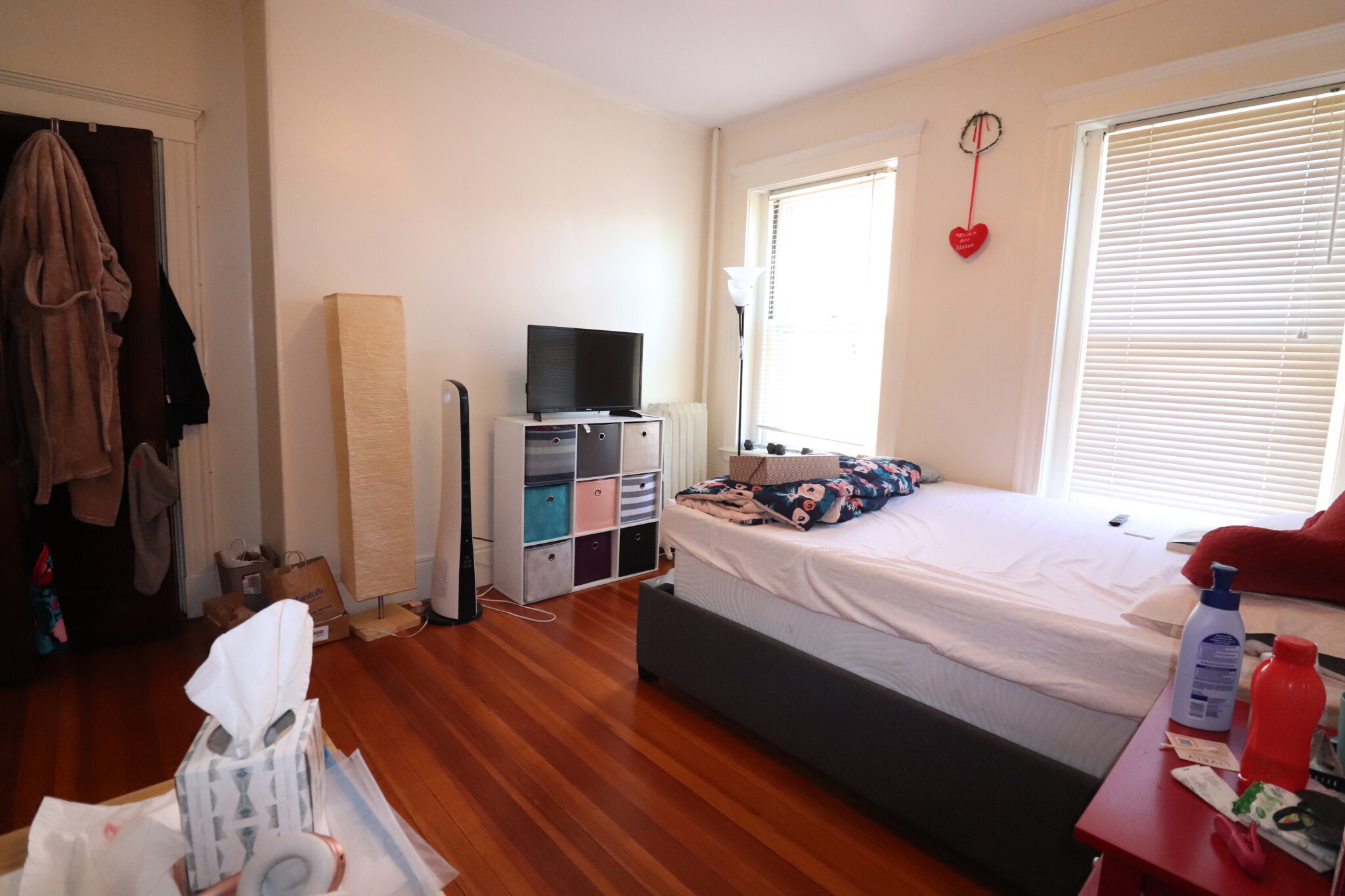 12 Colbourne Cres, Washington Square