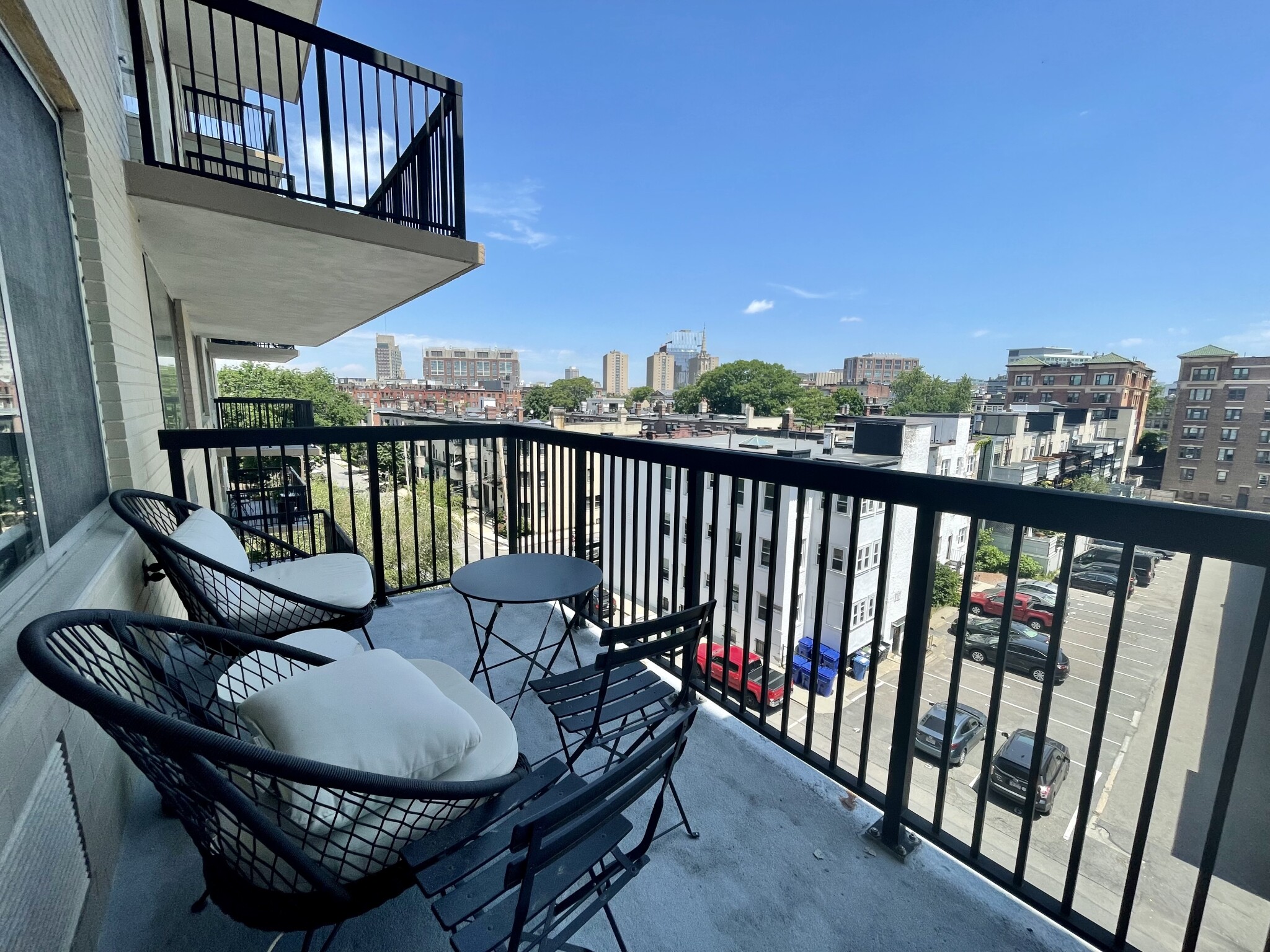 101 Monmouth St, Longwood