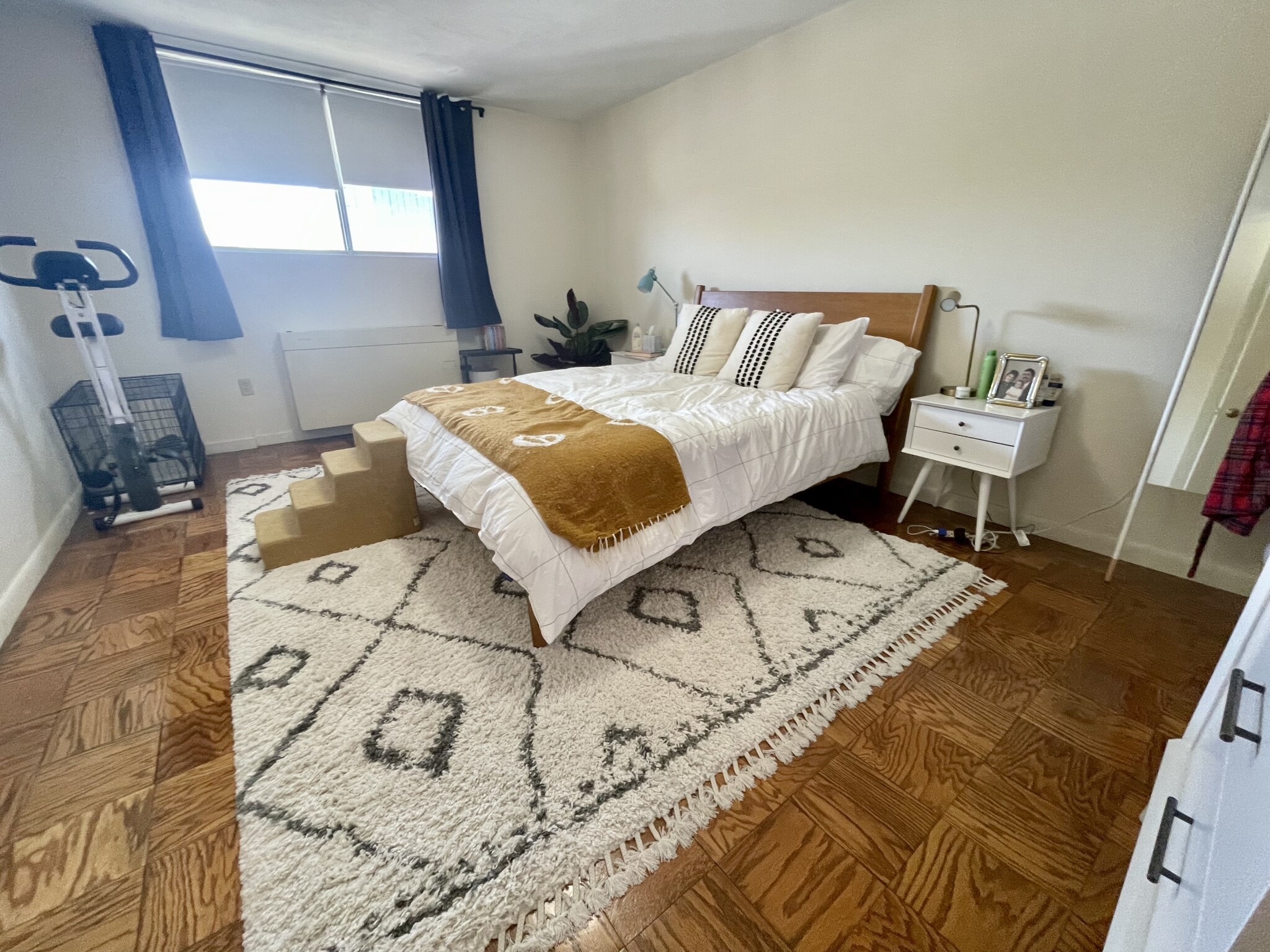 101 Monmouth St, Longwood