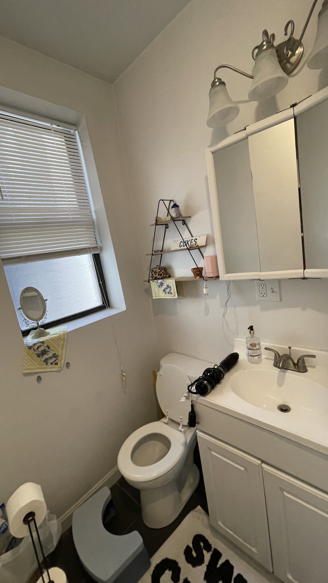 11 Queensberry St, Fenway