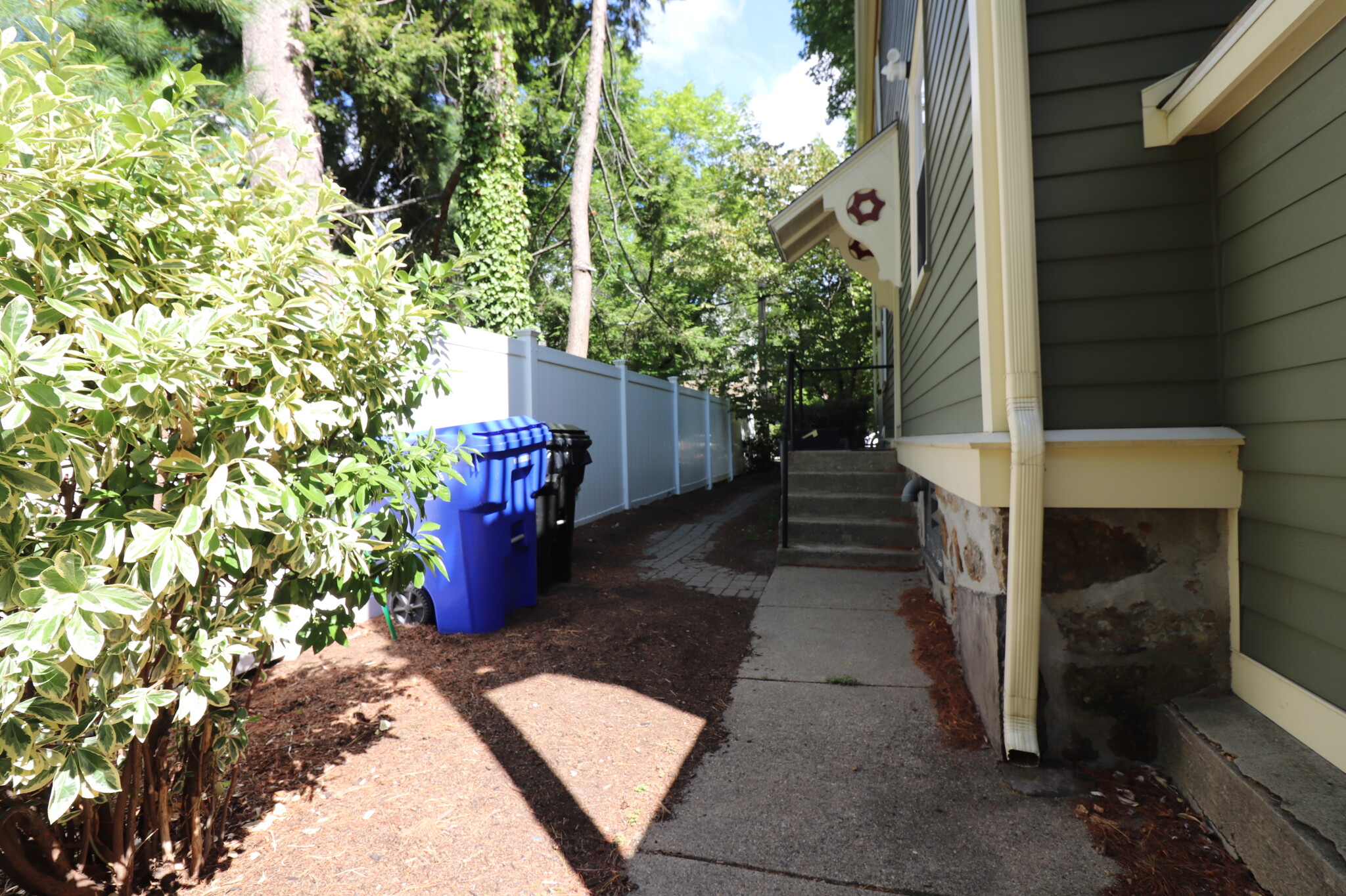 123 Aspinwall Ave, Coolidge Corner