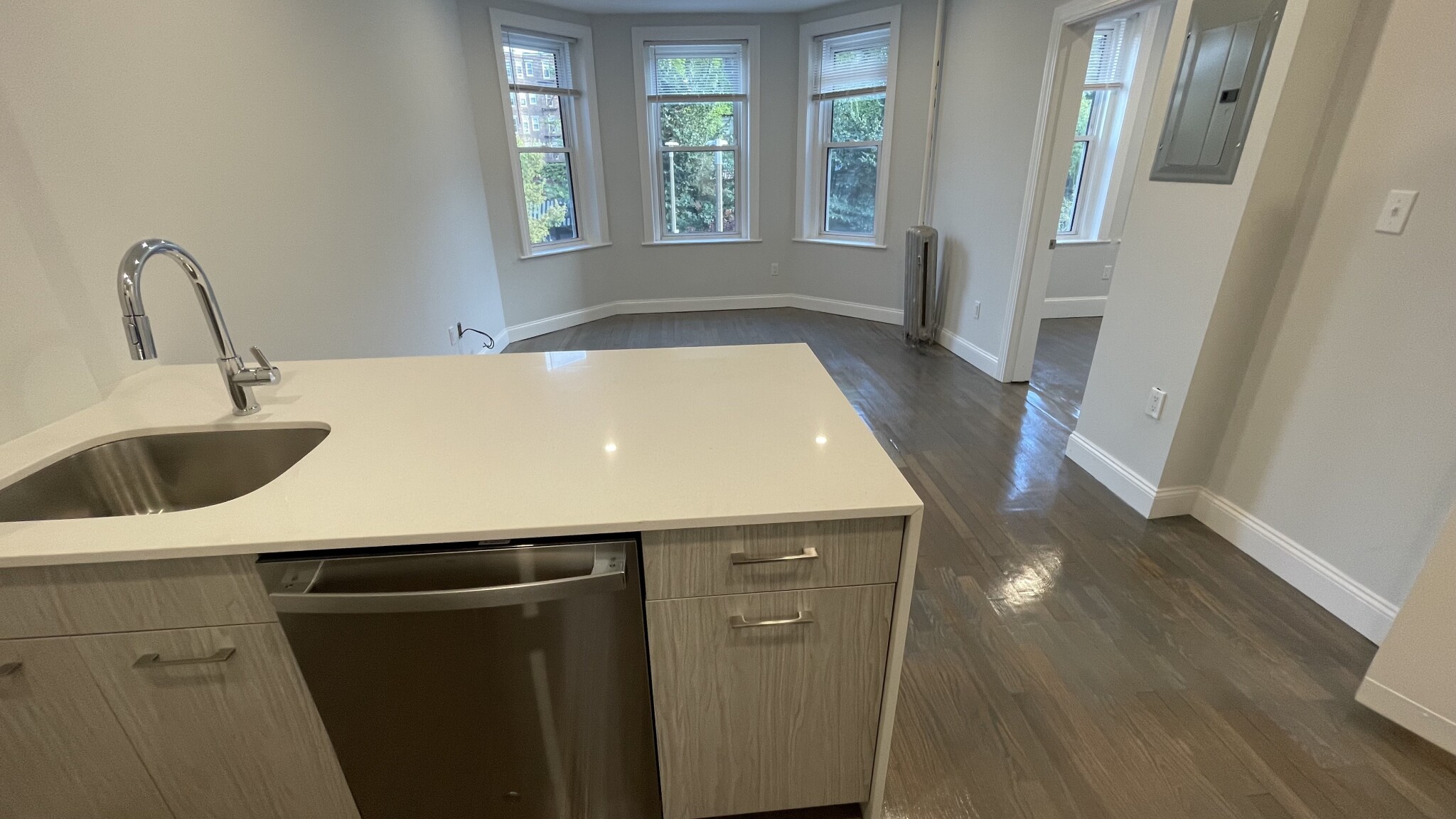 55 Queensberry St, Fenway