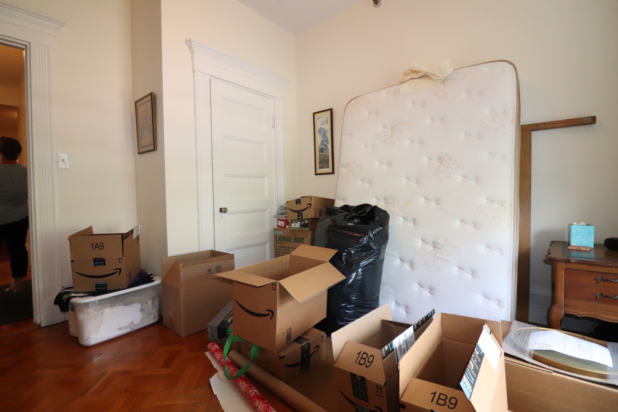 1569 Beacon St, Washington Square