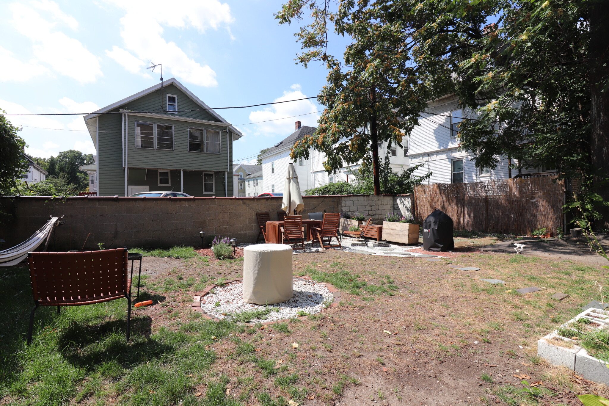 5 Manton Ter, Allston