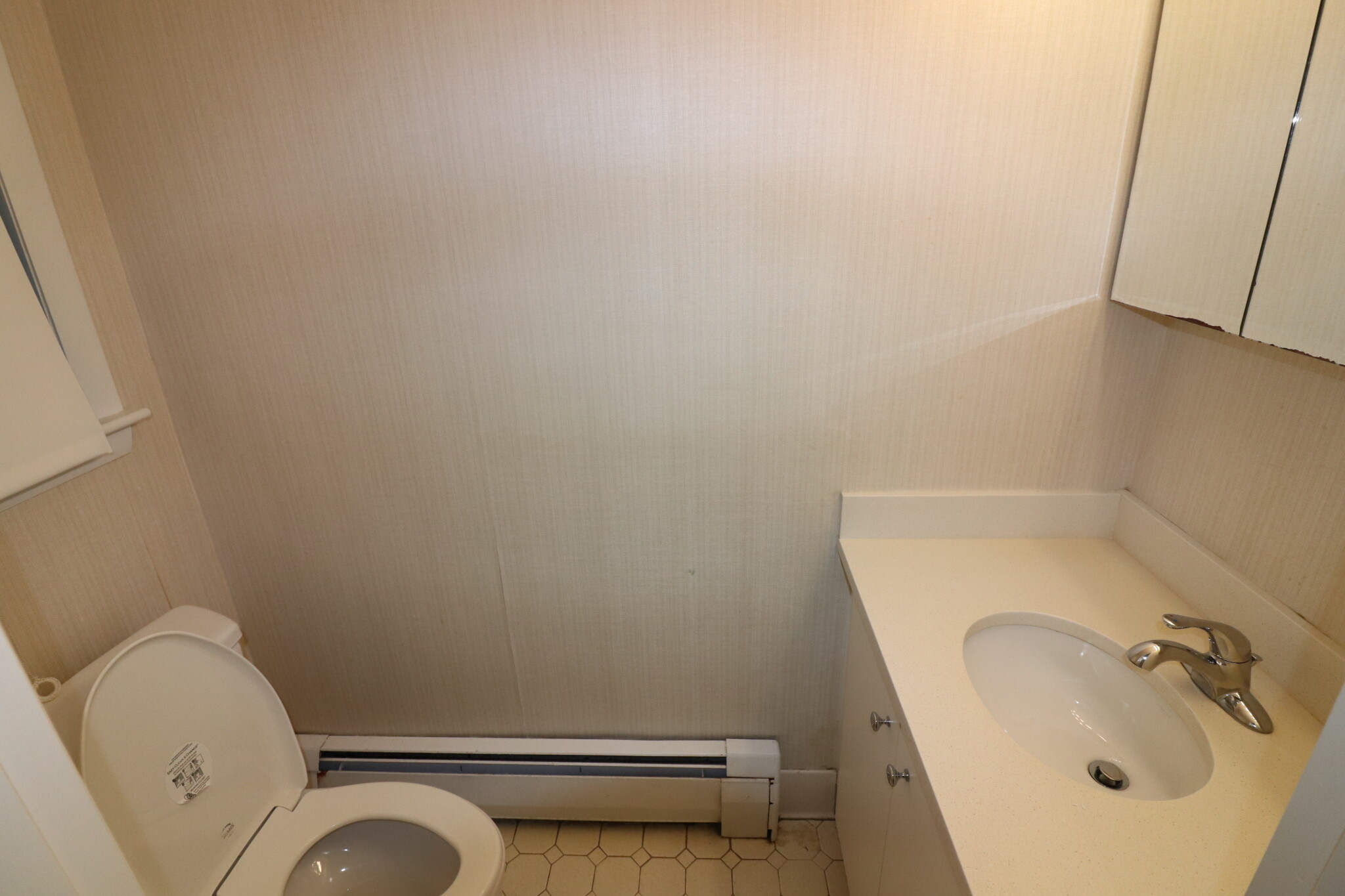 165 Grove St, Chestnut Hill