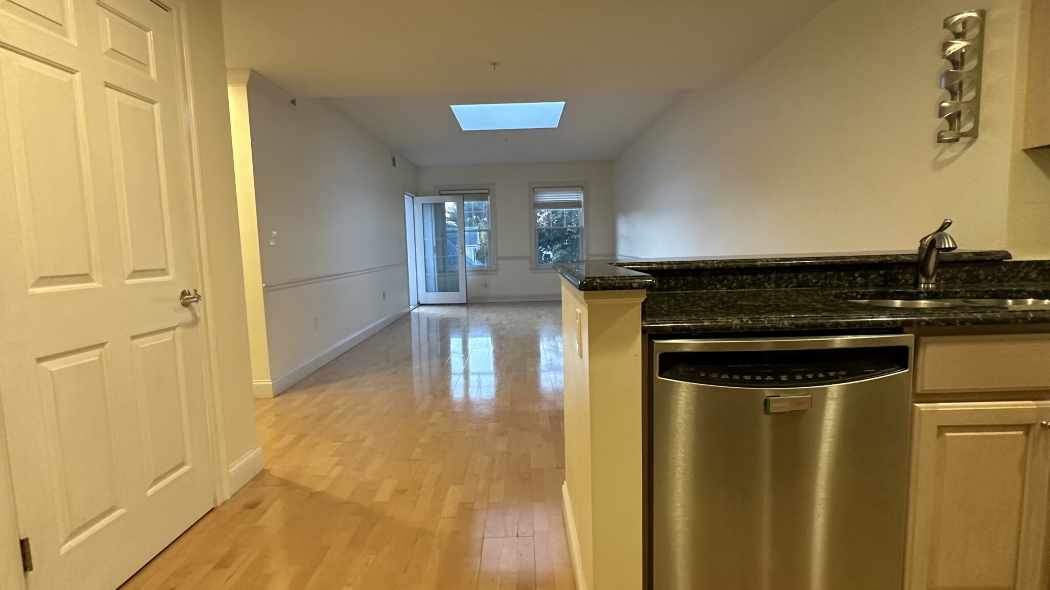 121 Centre St, North Brookline