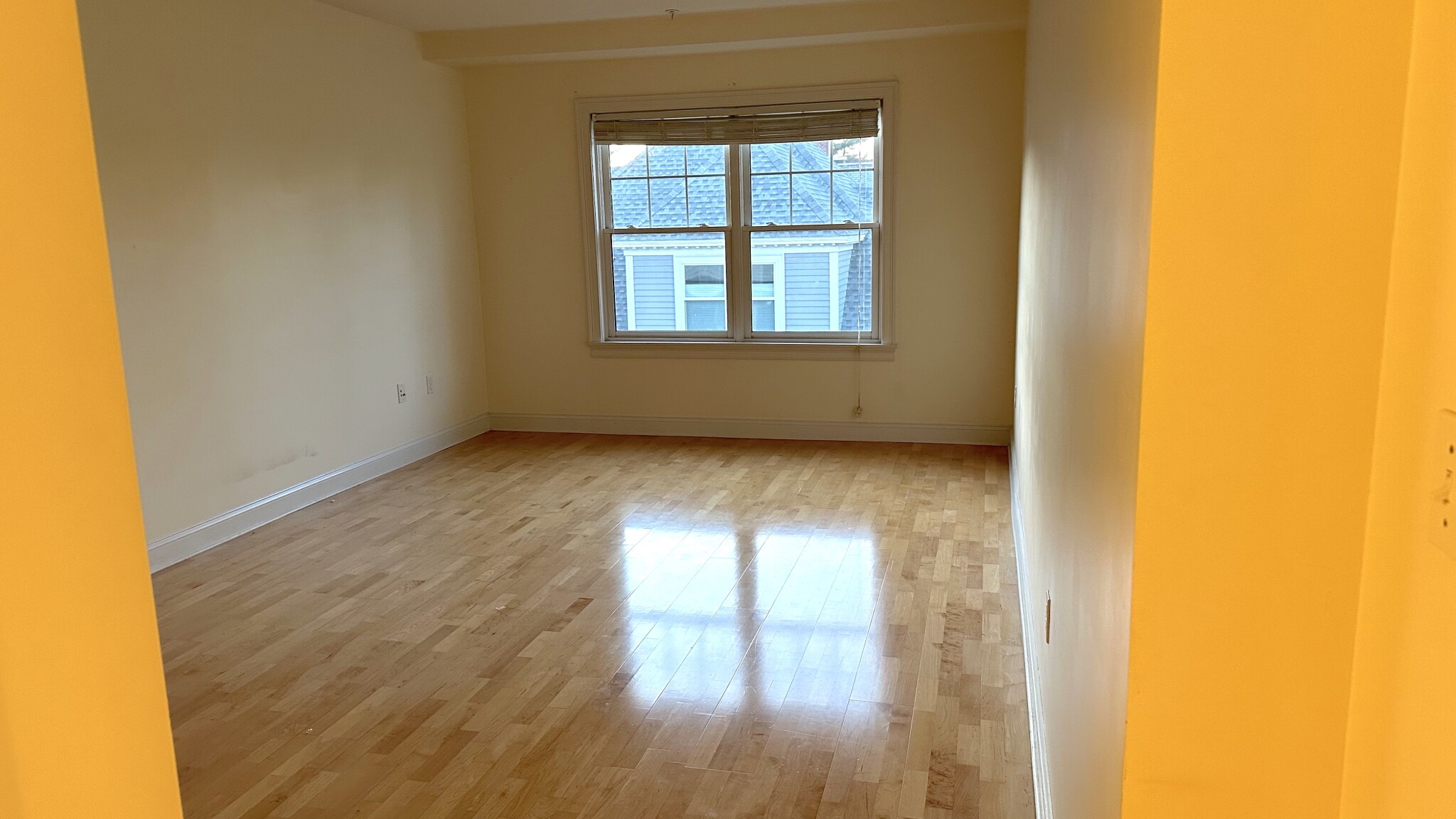 121 Centre St, North Brookline