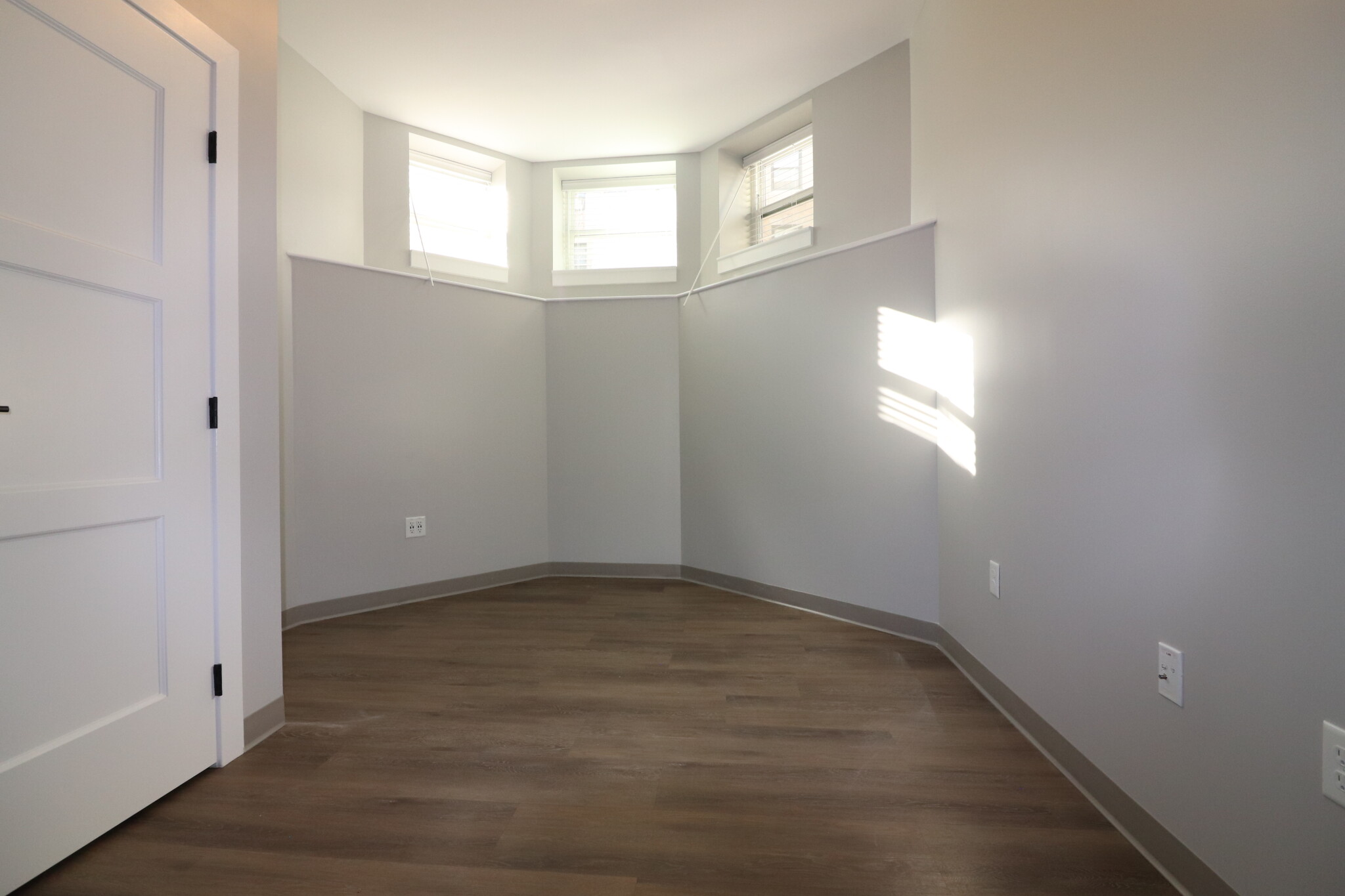 100 Hemenway St, Fenway