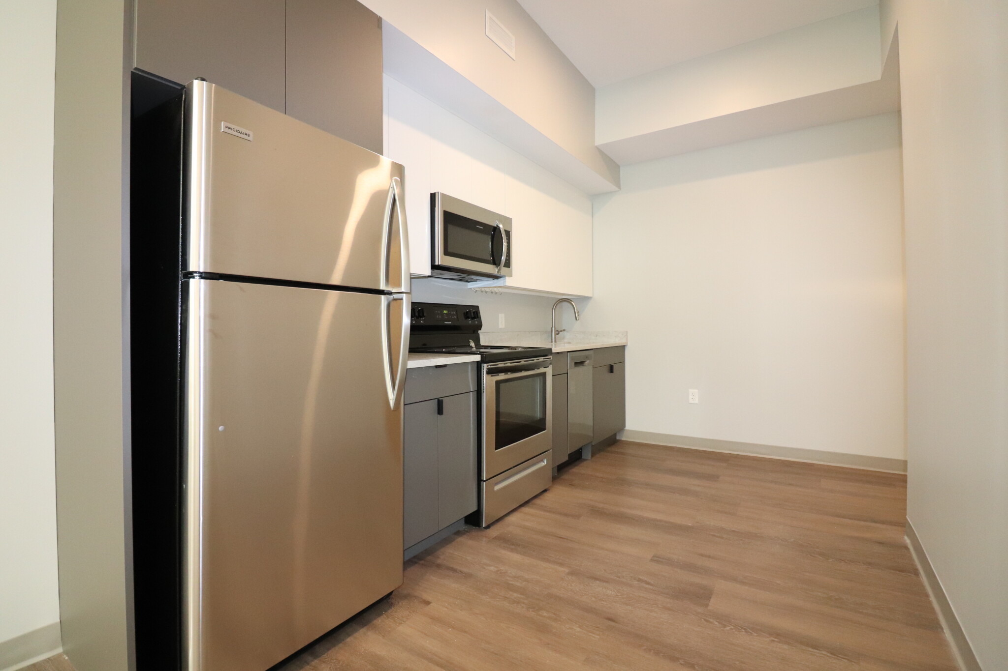 100 Hemenway St, Fenway