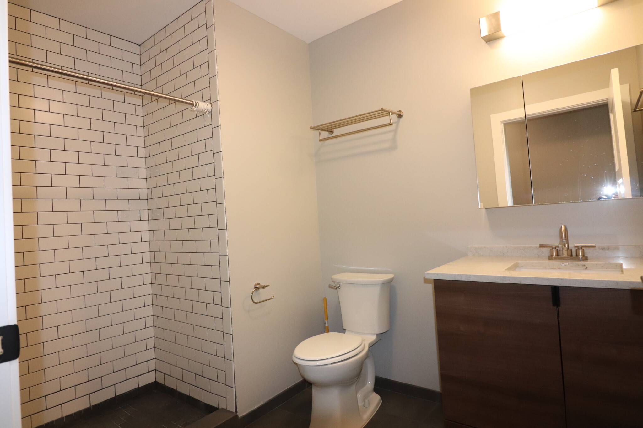 100 Hemenway St, Fenway