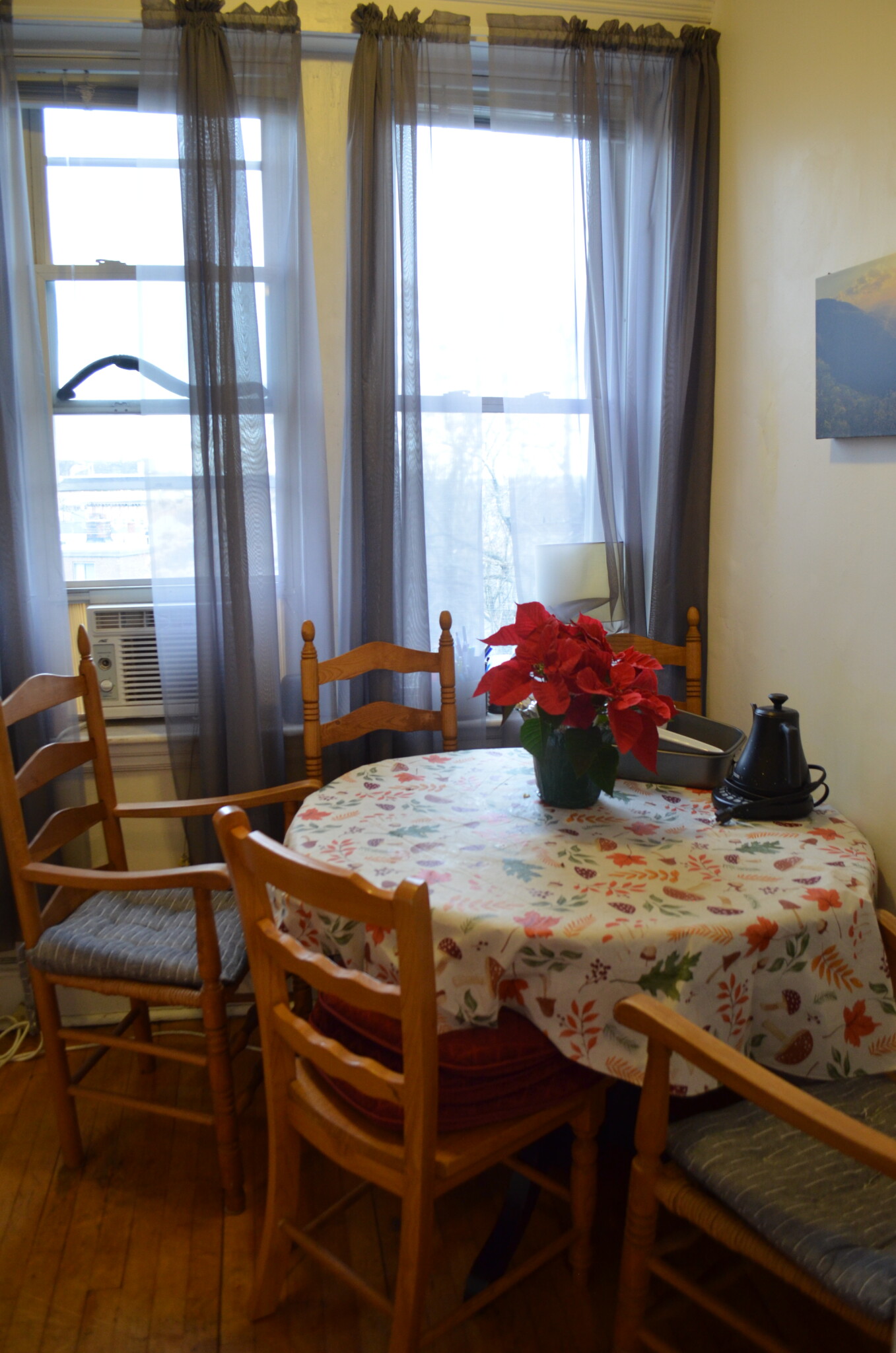 28 Quint Ave, Allston