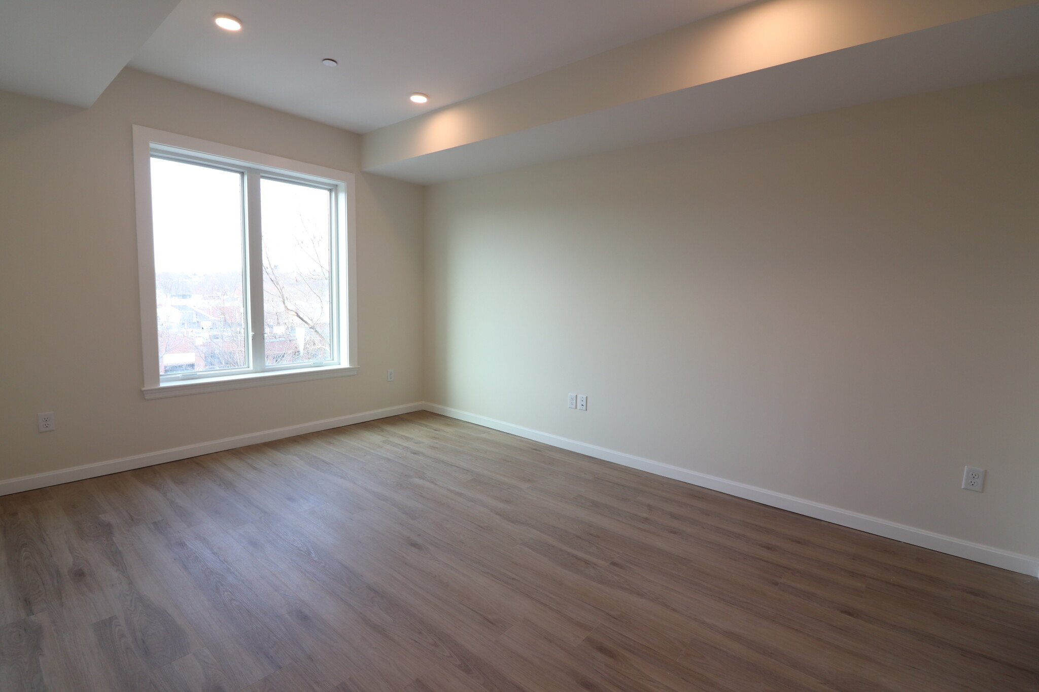 458 Washington St, Brighton