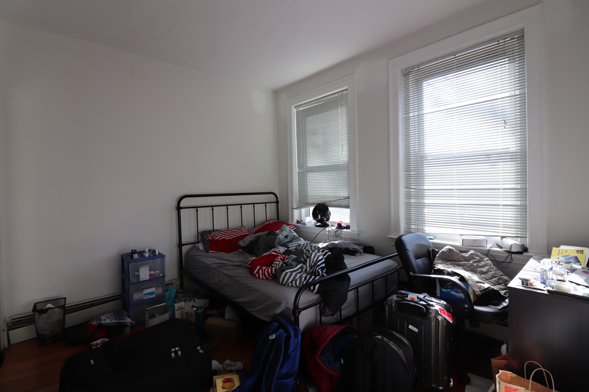 73 Thatcher St, Washington Square