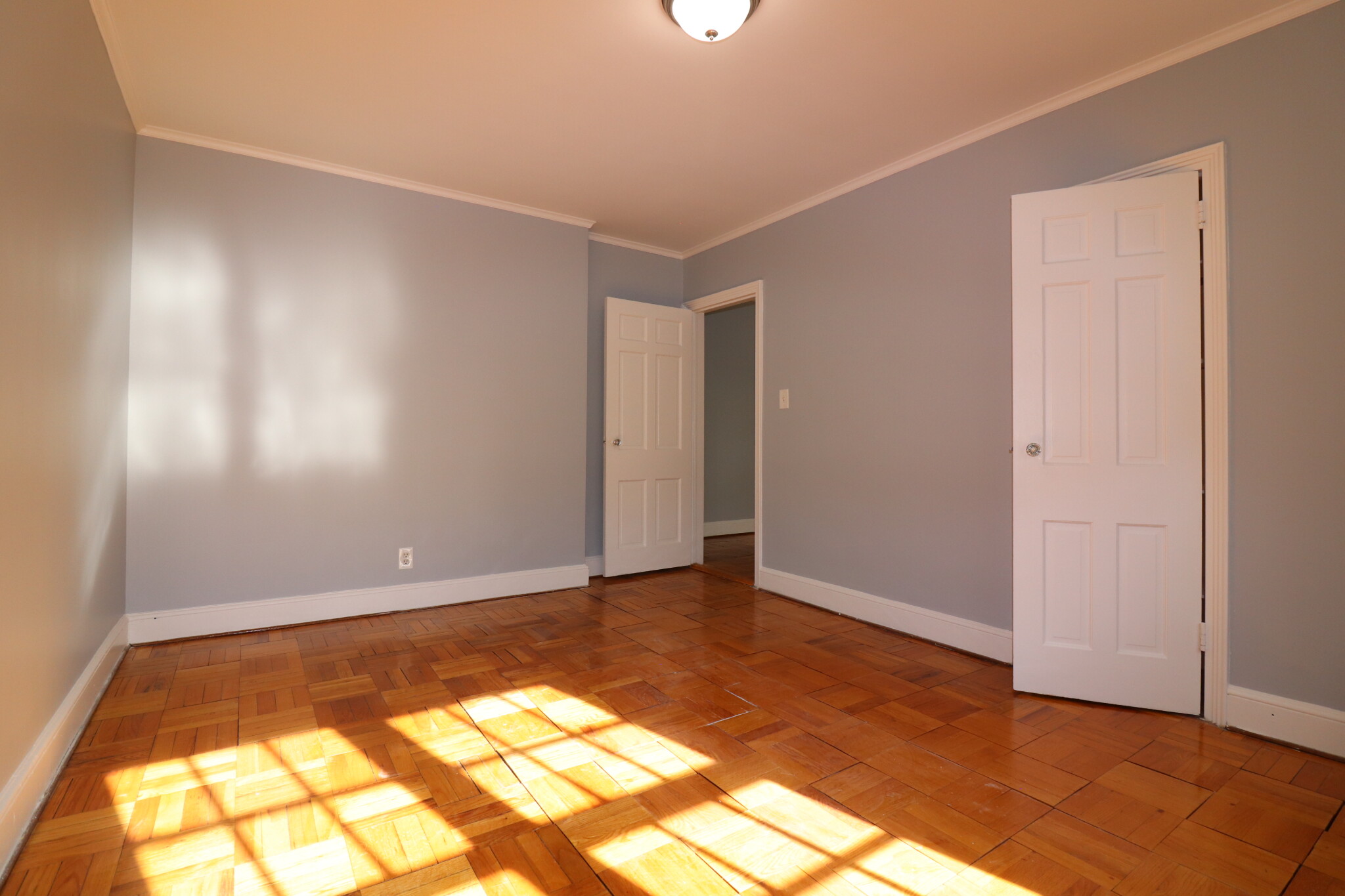 312 Washington St, Wellesley