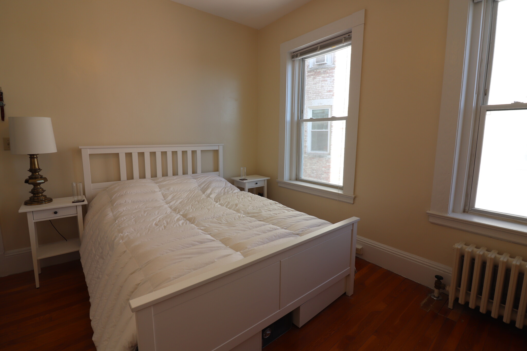 1477 Beacon St, Washington Square