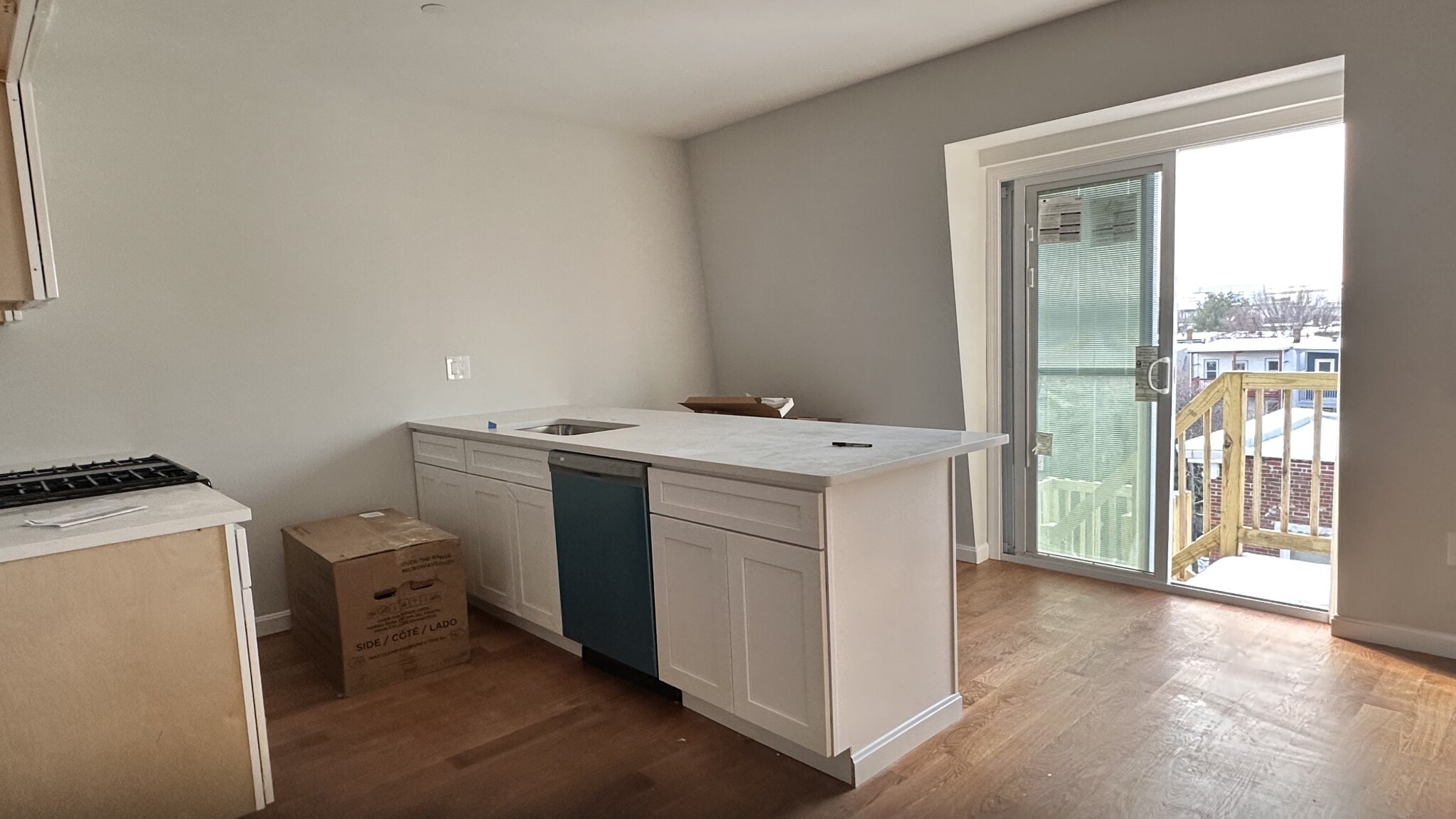 142 Chelsea St, East Boston