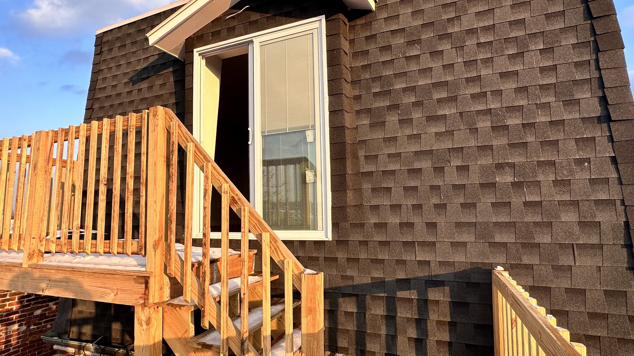 142 Chelsea St, East Boston