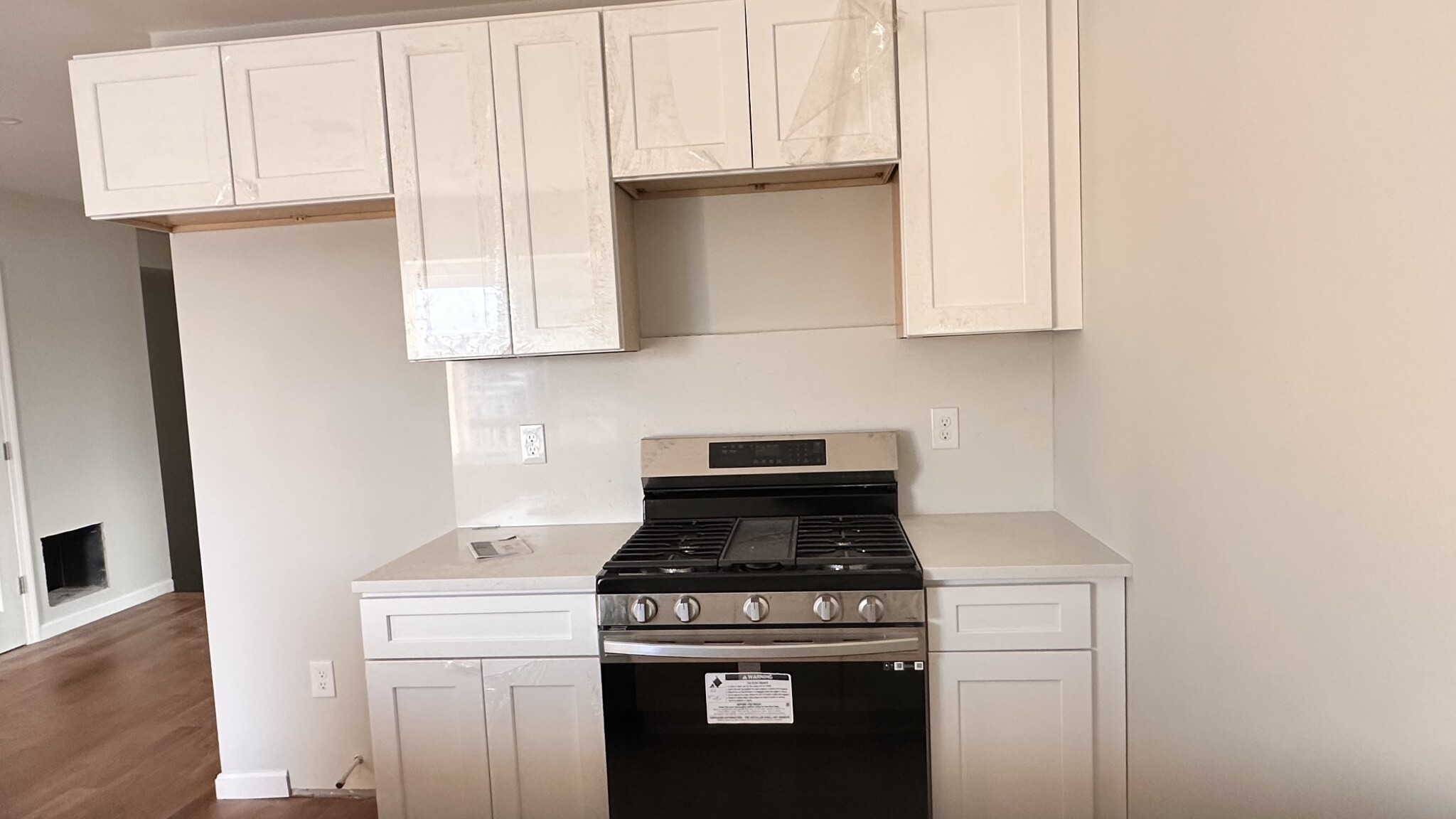 142 Chelsea St, East Boston