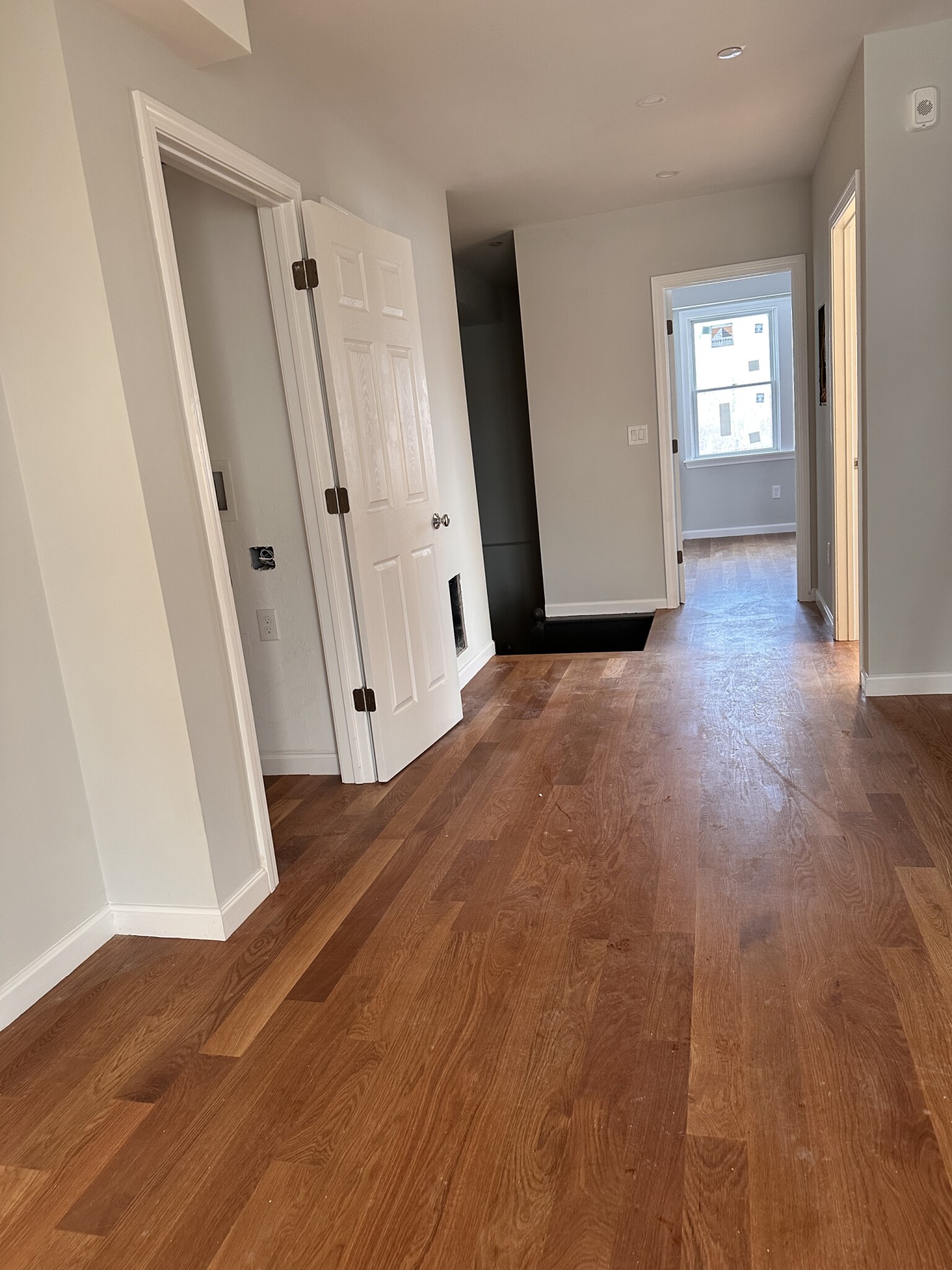 142 Chelsea St, East Boston