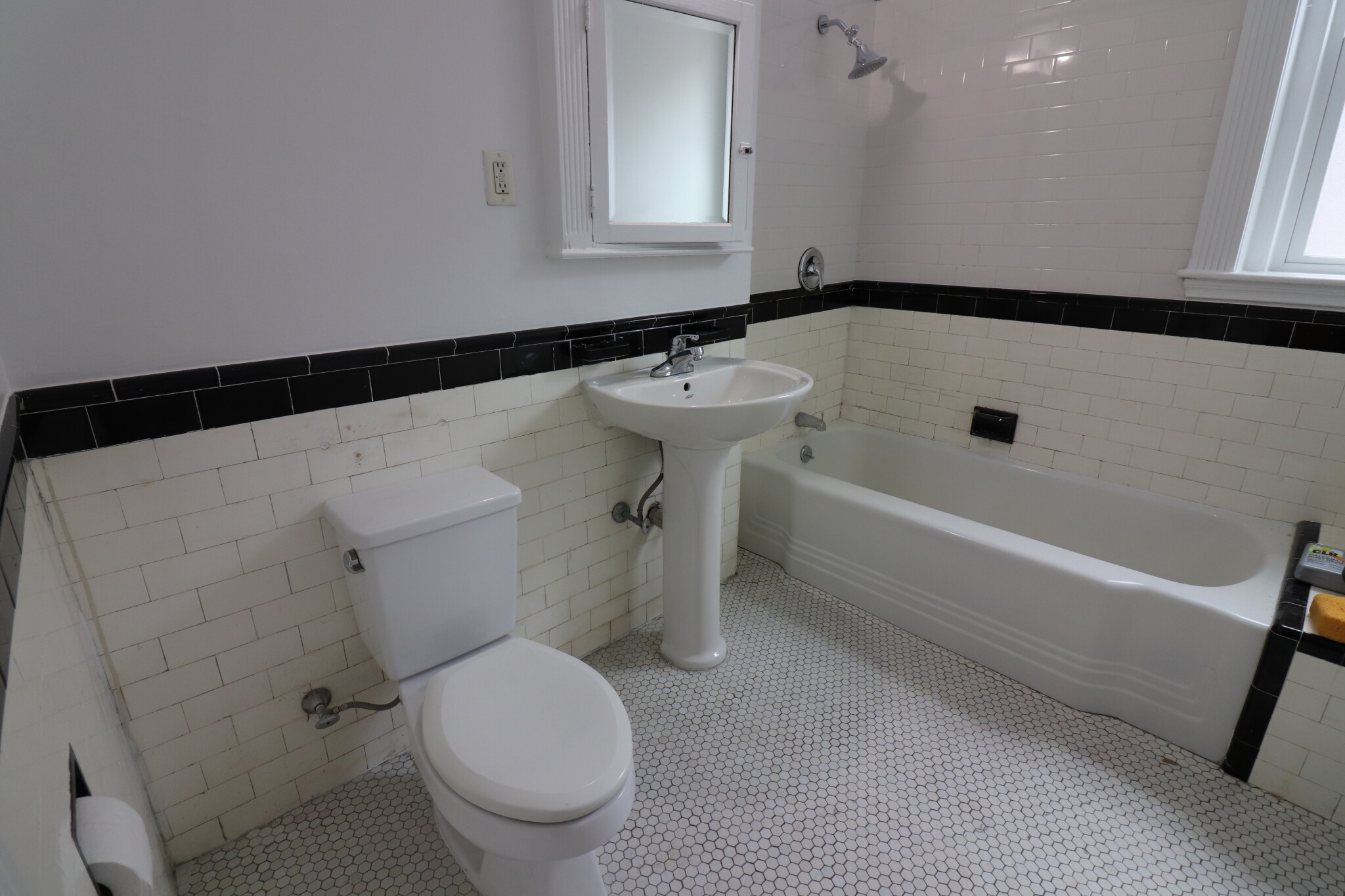 25 Parkman St, Coolidge Corner