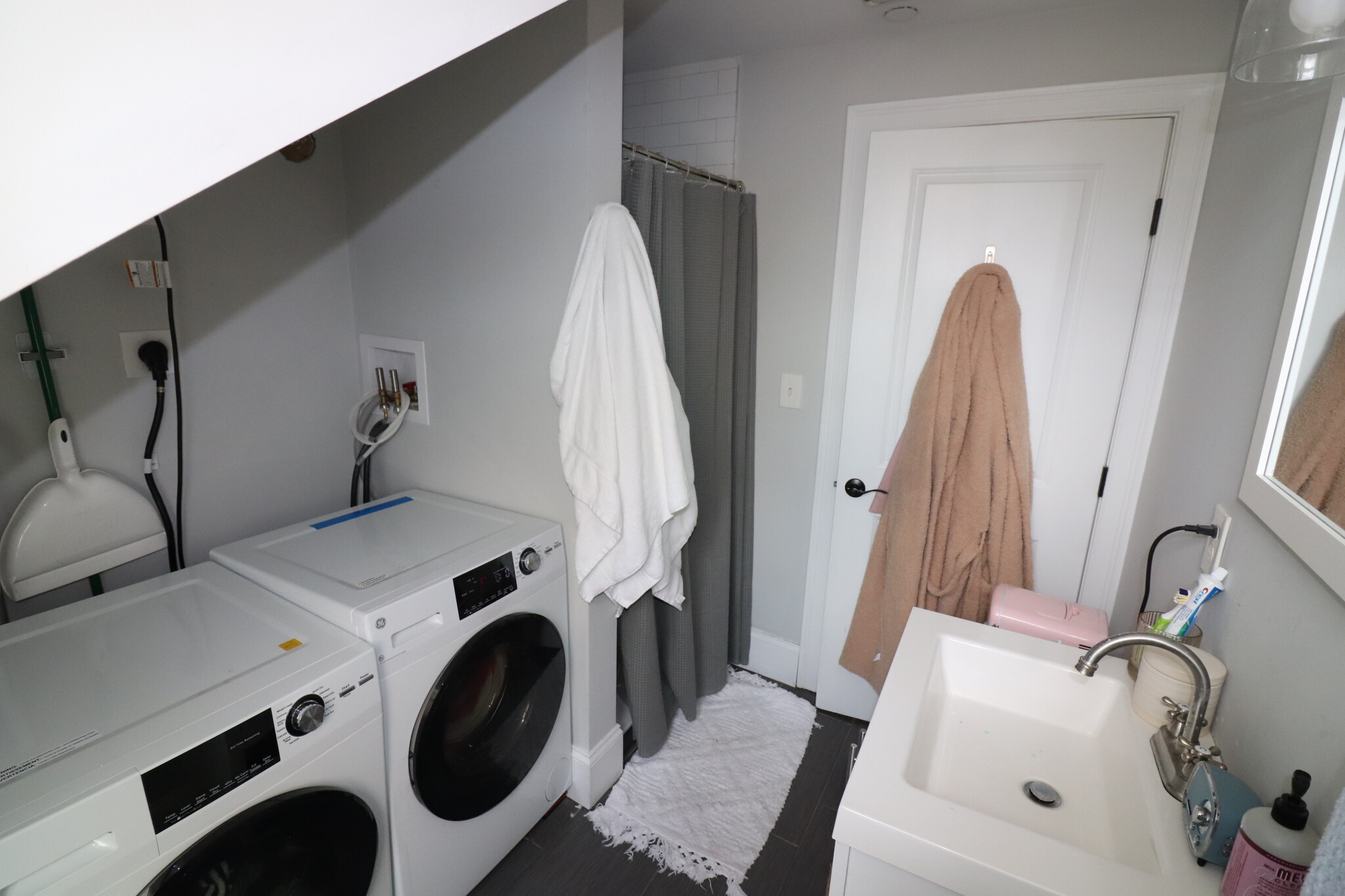 56 Liverpool St, East Boston