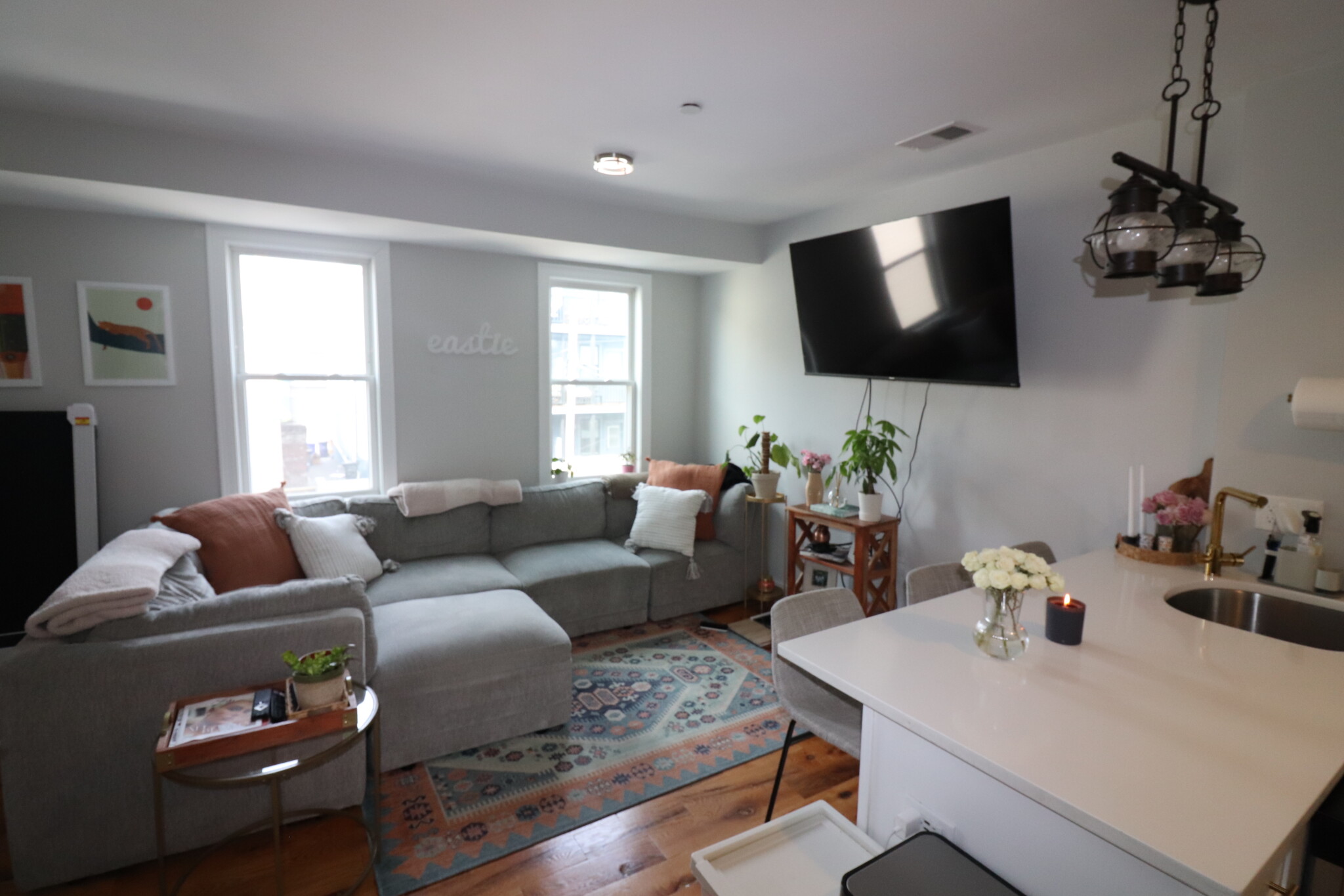 56 Liverpool St, East Boston