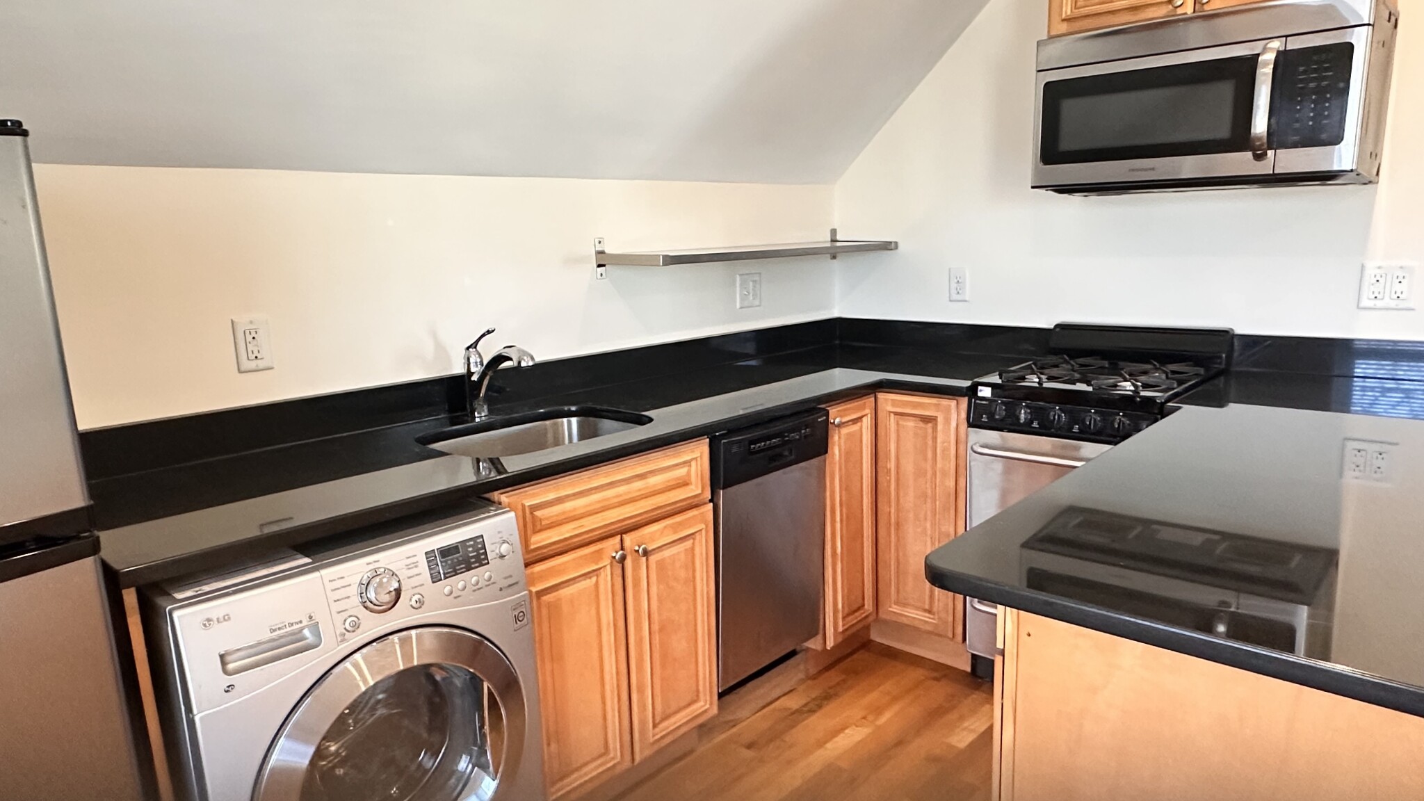 172 Fuller St, Coolidge Corner