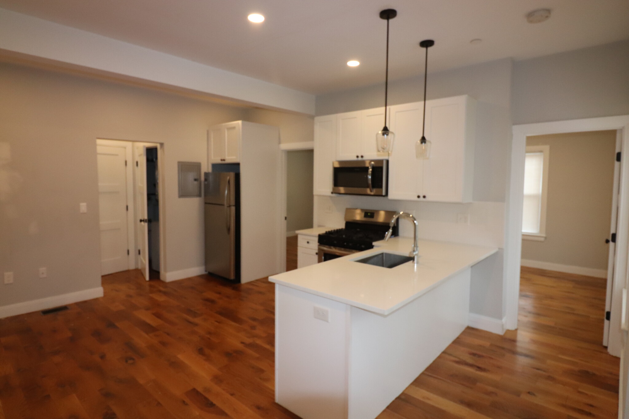 477 Meridian St, East Boston