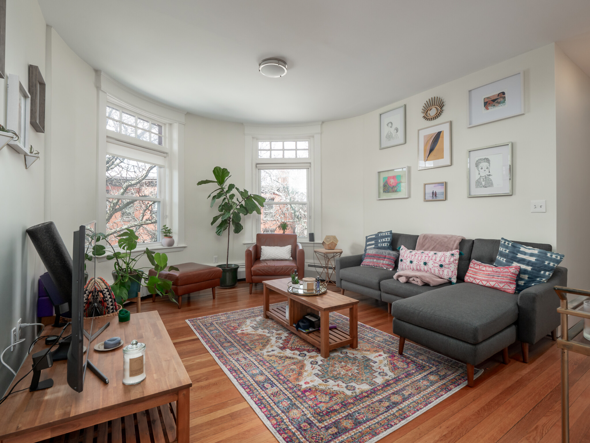 1871 Beacon St, Washington Square