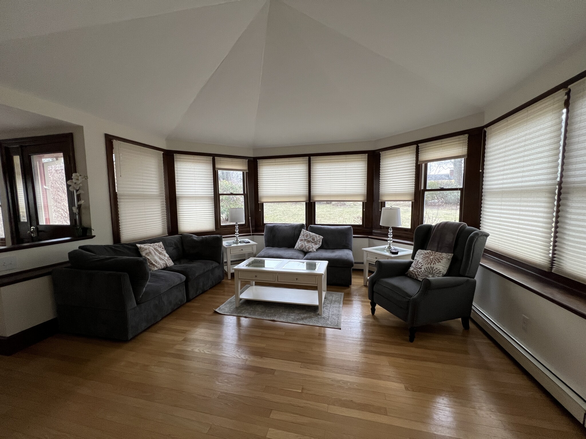 33 Clearwater Rd, Chestnut Hill