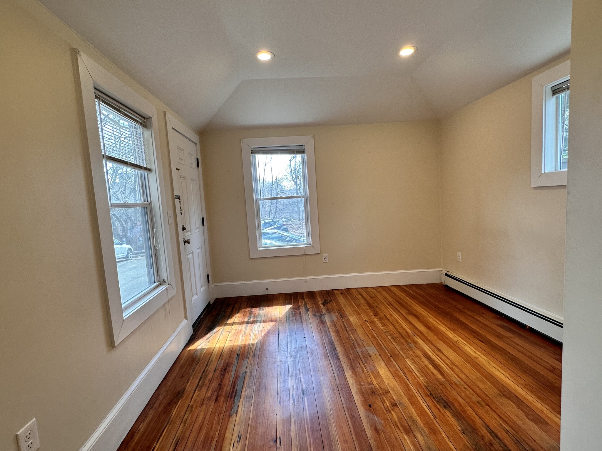 36 High St, Brookline Village