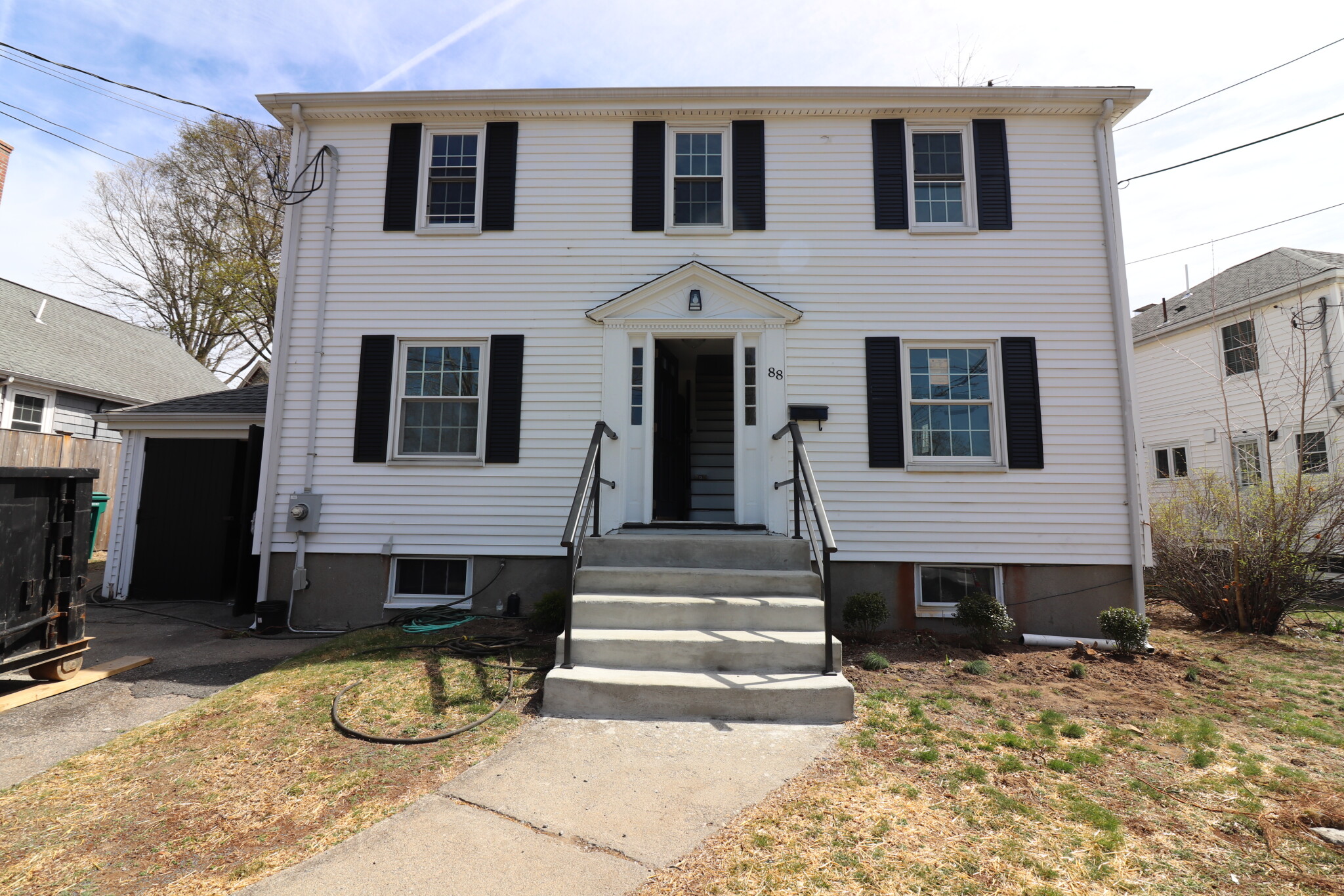 88 Walnut Park, Newton