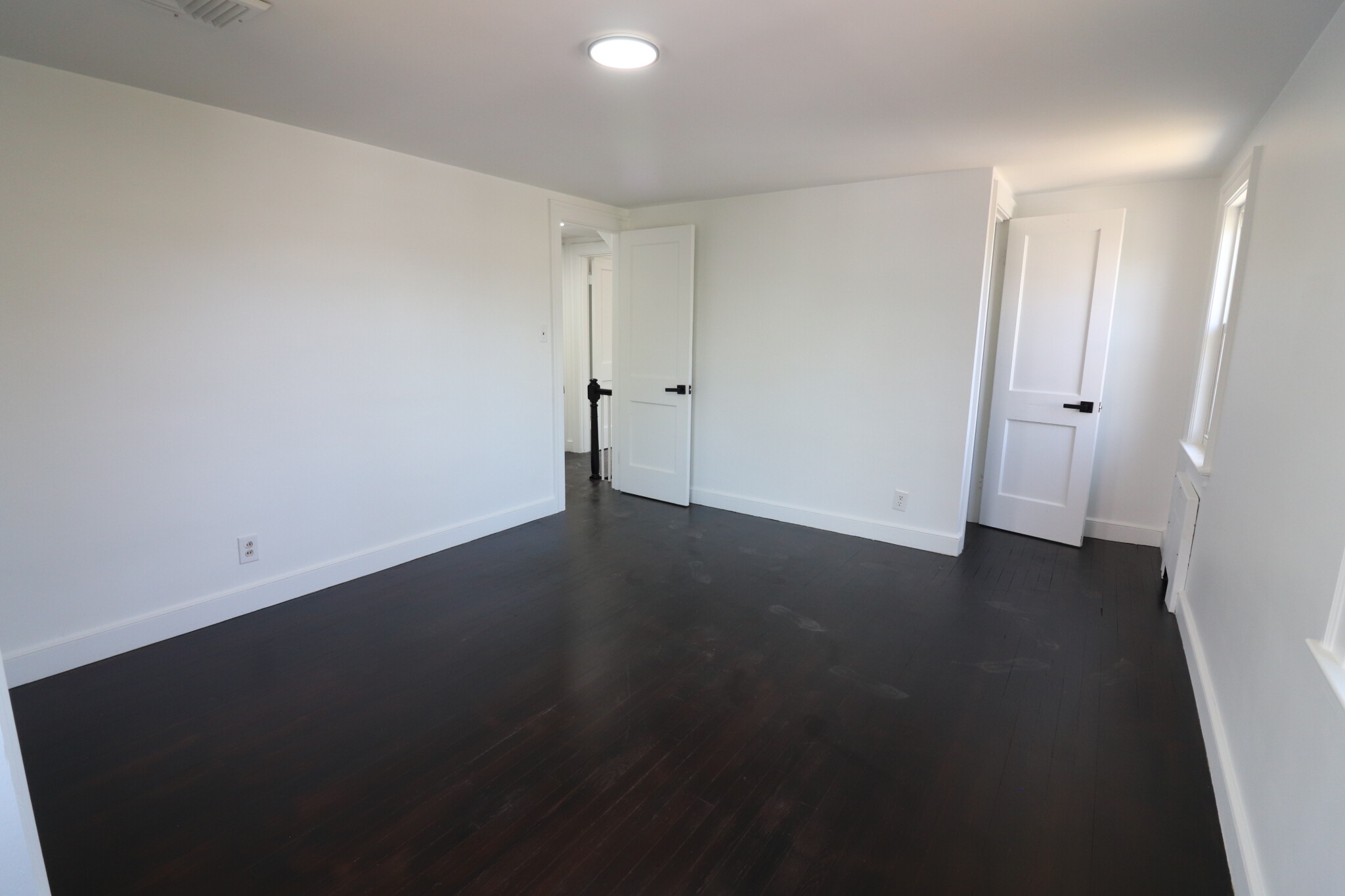 88 Walnut Park, Newton