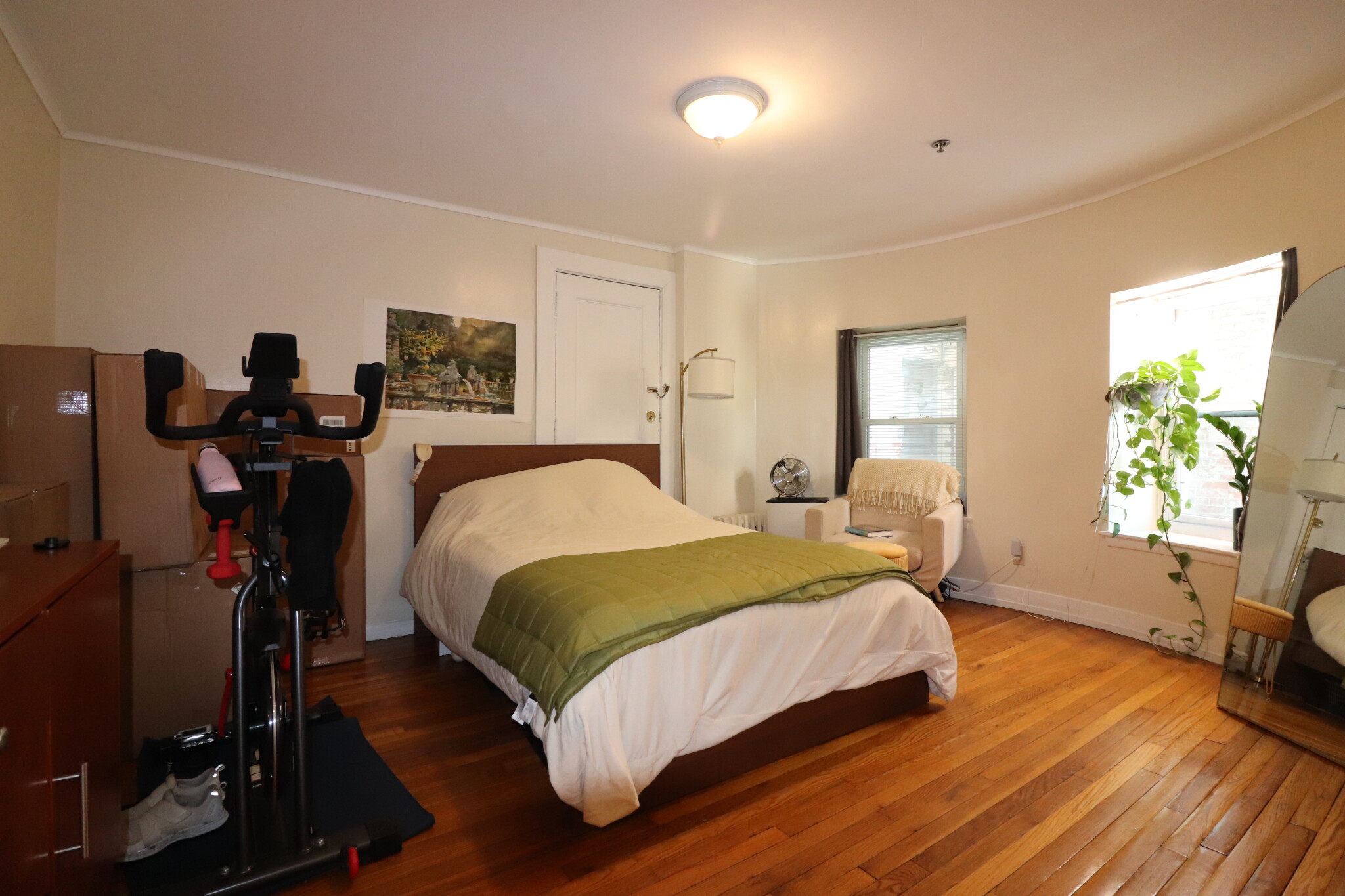 1477 Beacon St, Coolidge Corner