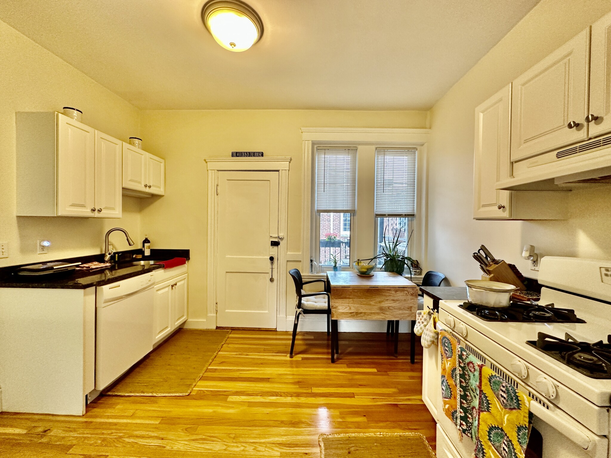 36 Saint Paul St, Coolidge Corner