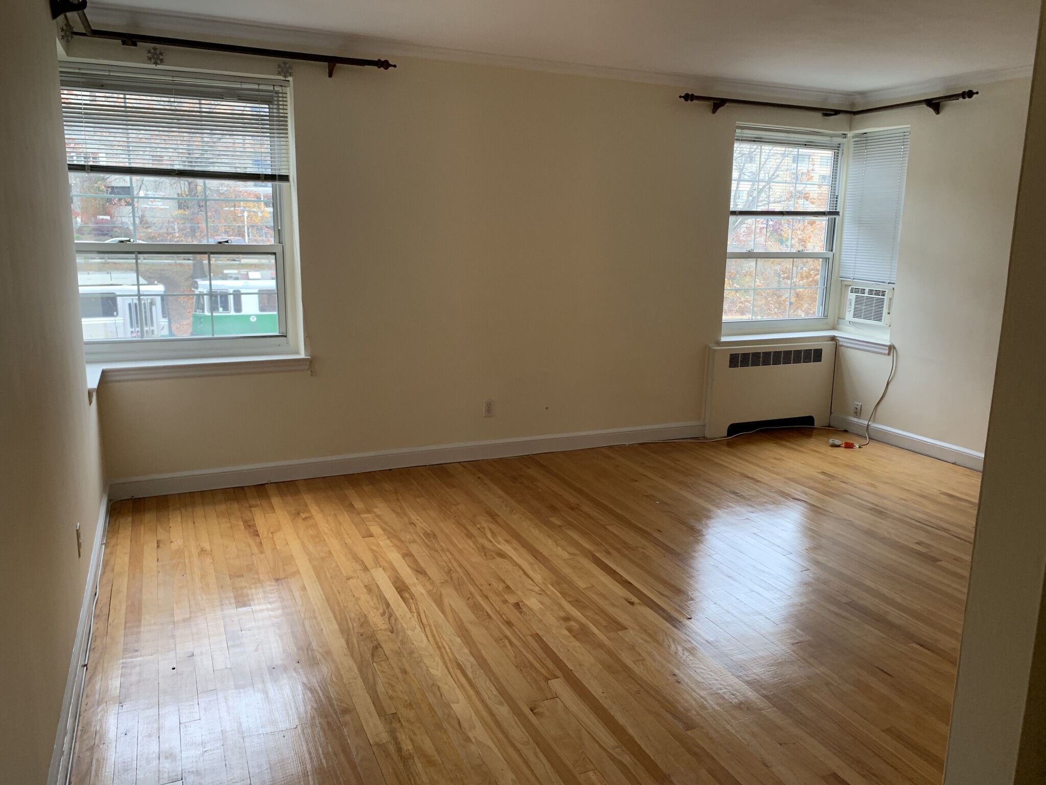 1555 Beacon St, Coolidge Corner